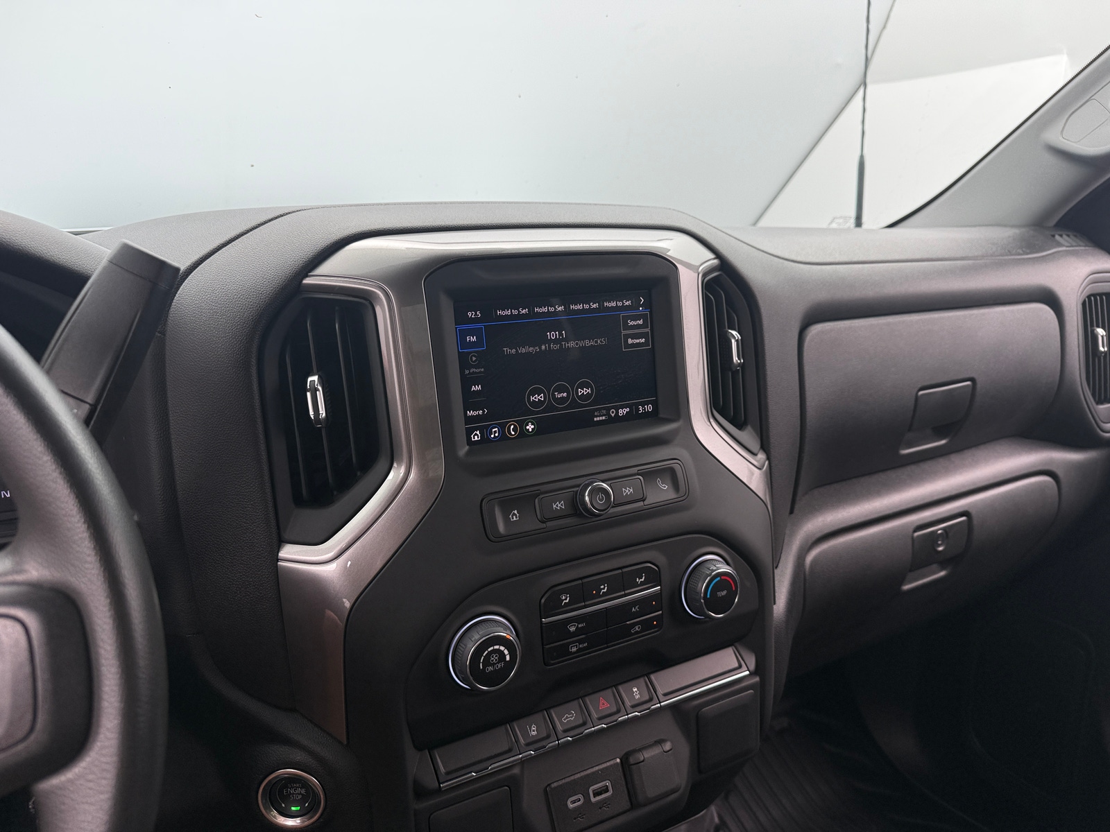 Thumbnail: 2024 Chevrolet Silverado 2500 - 3