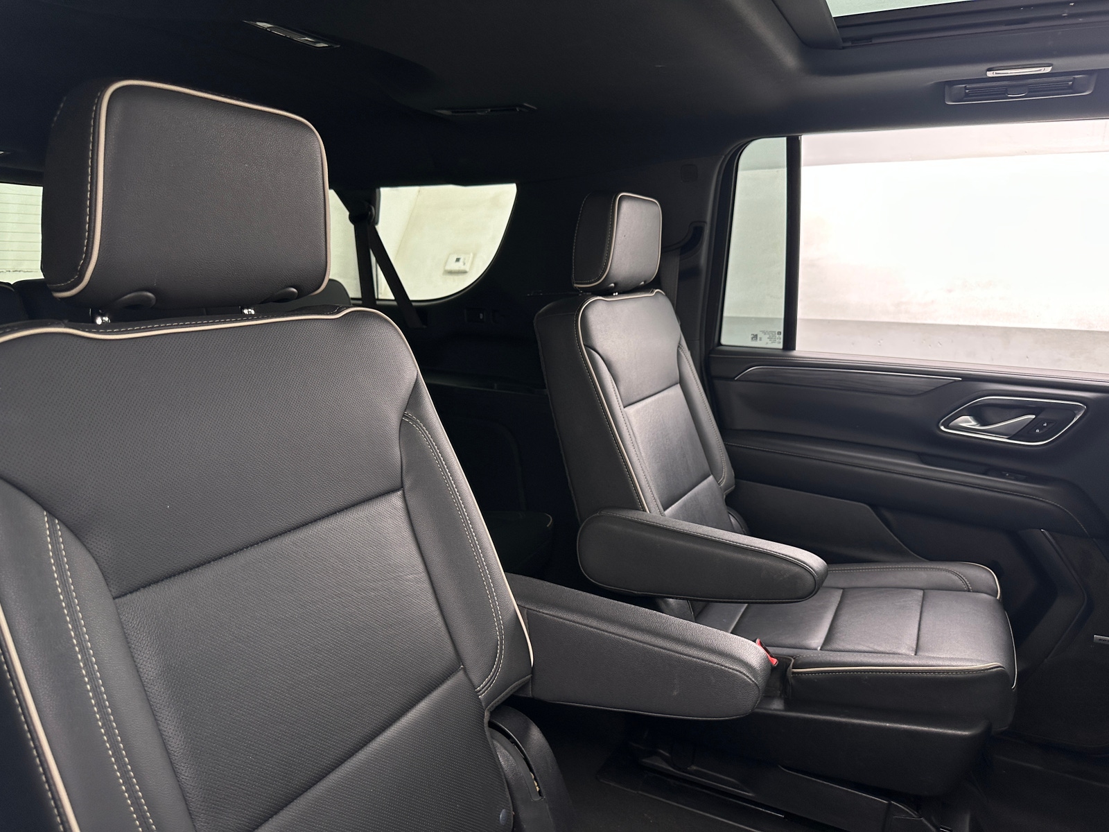 Thumbnail: 2022 GMC Yukon XL - 5