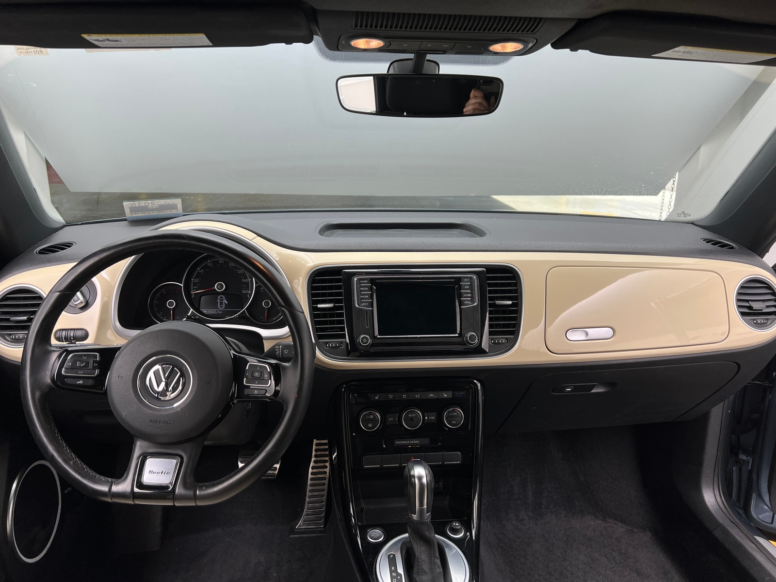 Thumbnail: 2019 Volkswagen Beetle - 2