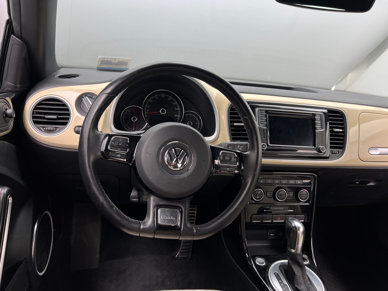 Thumbnail: 2019 Volkswagen Beetle - 4