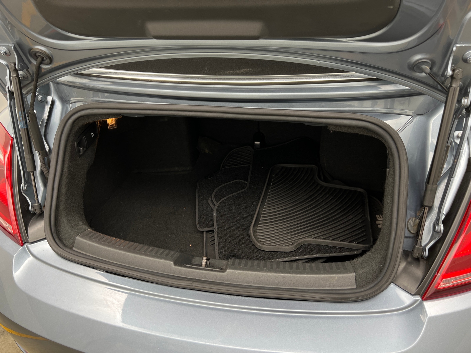 Thumbnail: 2019 Volkswagen Beetle - 6