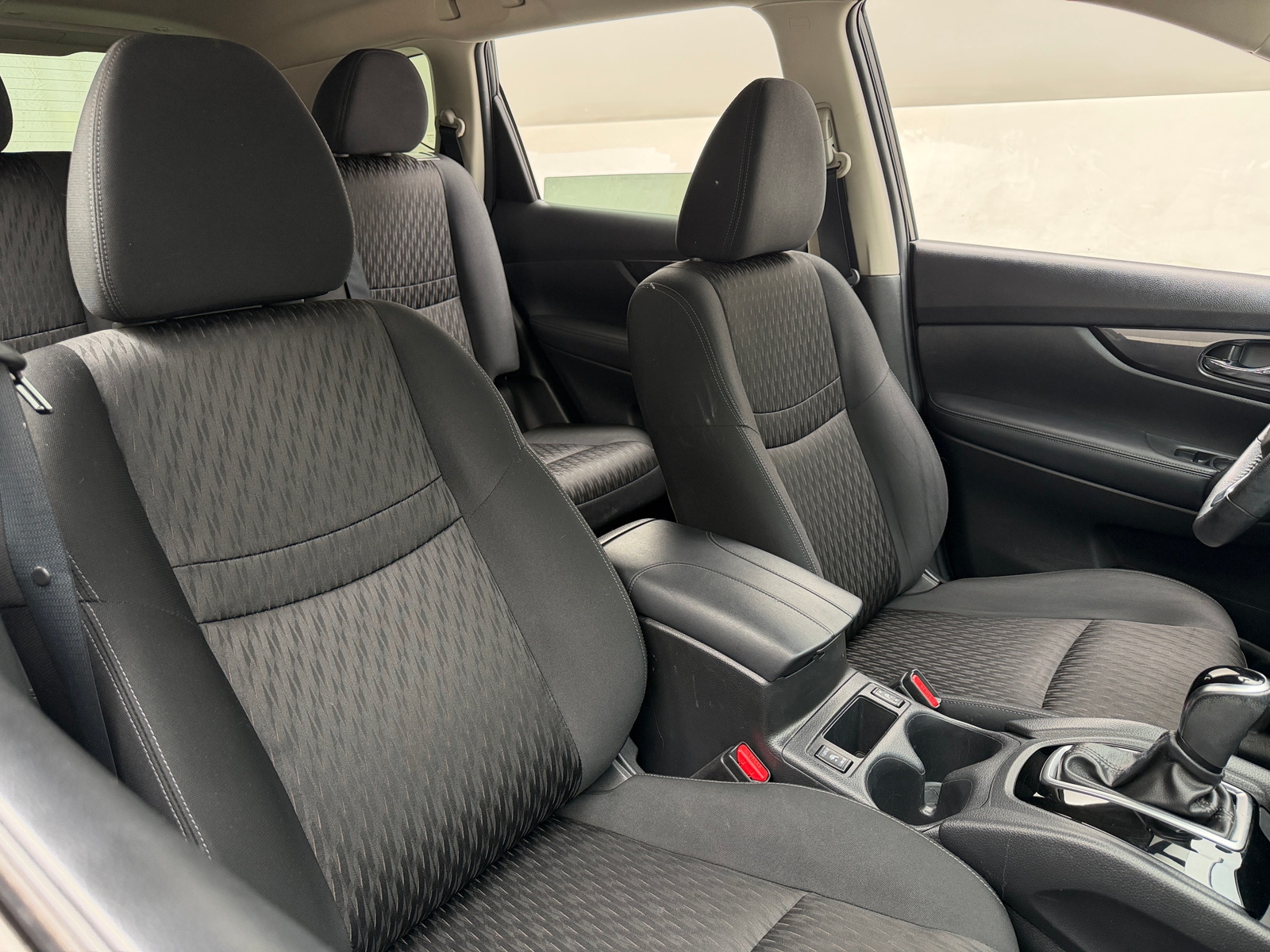 Thumbnail: 2018 Nissan Rogue - 2