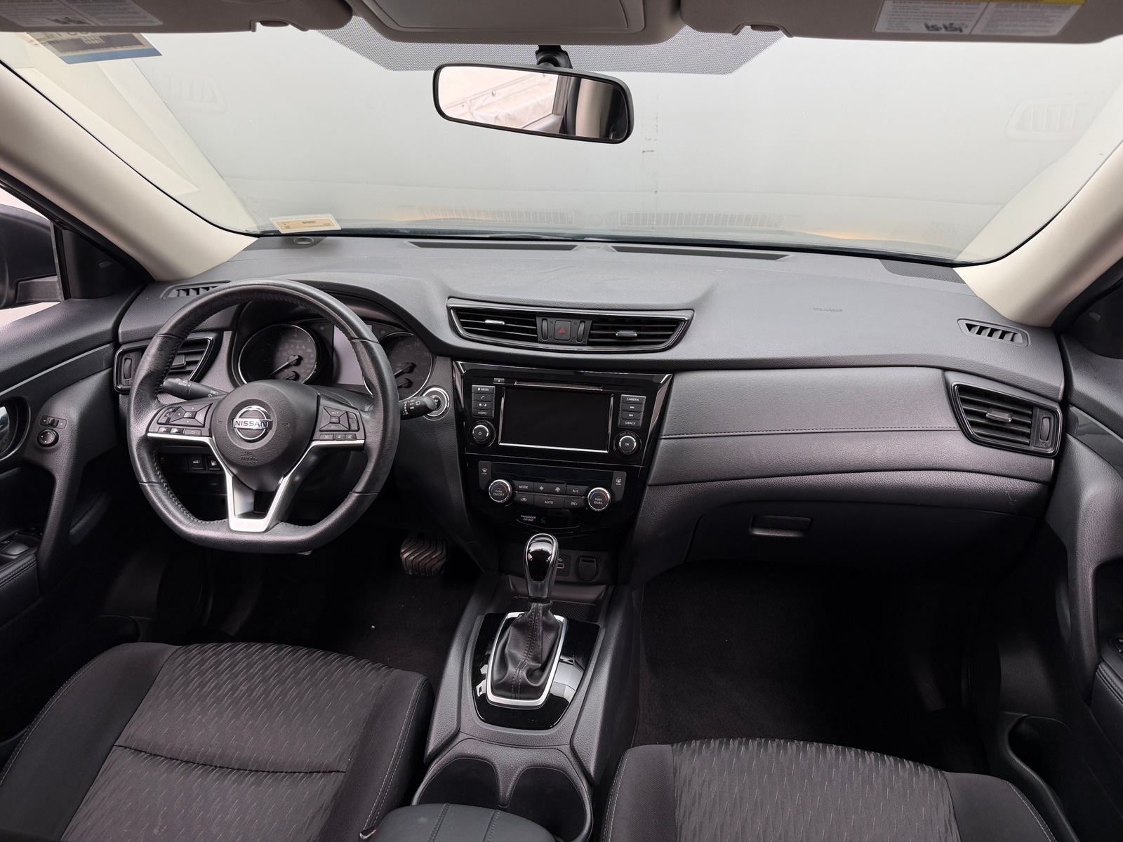 Thumbnail: 2018 Nissan Rogue - 3