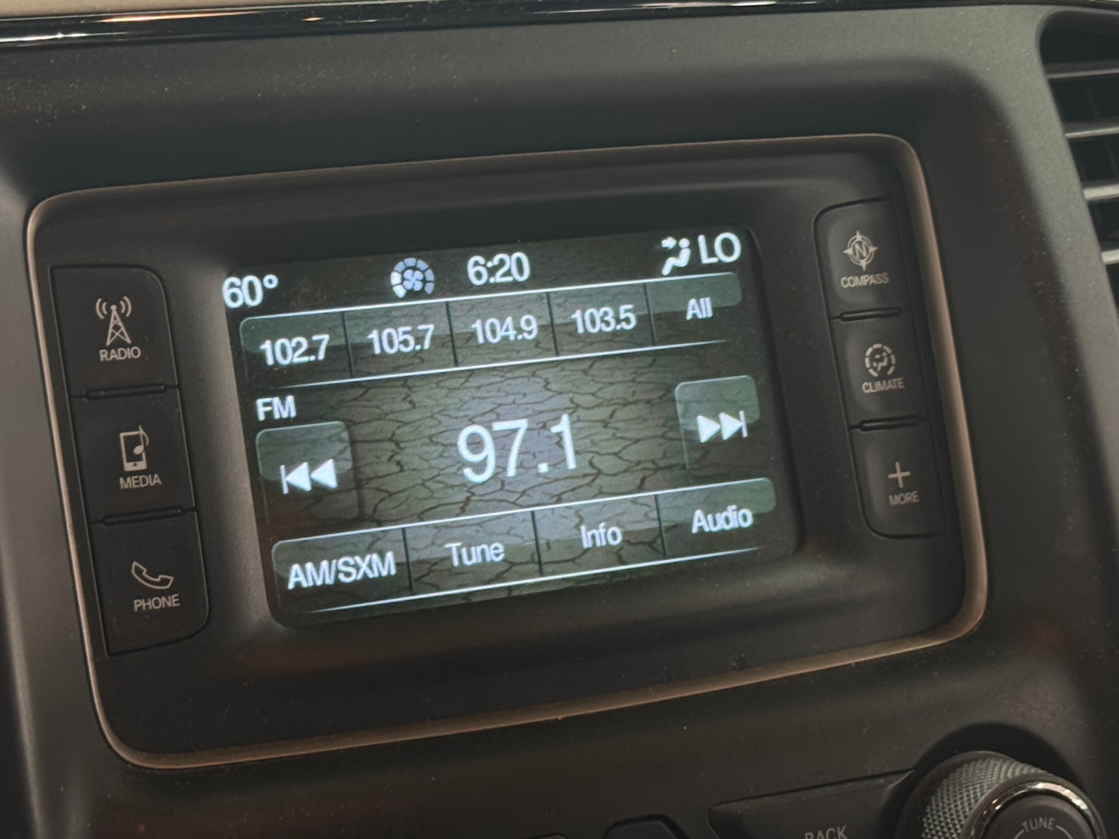 Thumbnail: 2016 Jeep Grand Cherokee - 4