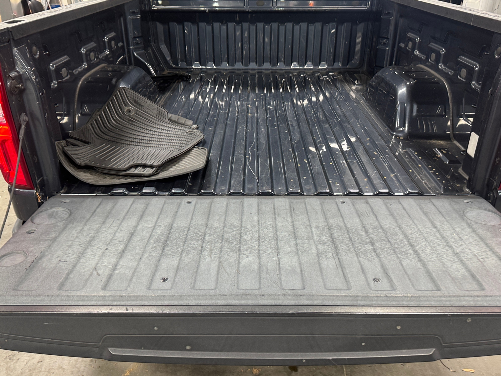 Thumbnail: 2020 Chevrolet Silverado 1500 - 7