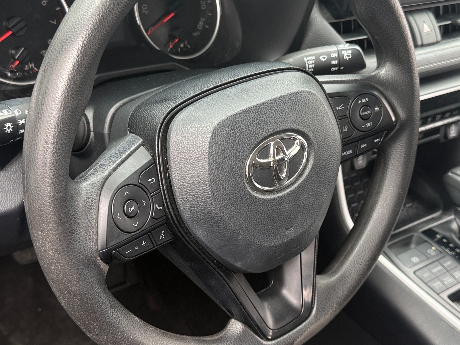 Thumbnail: 2020 Toyota RAV4 - 5