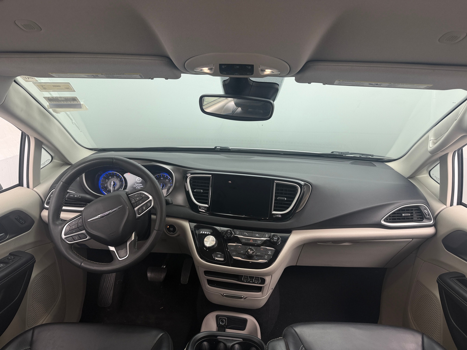 Thumbnail: 2023 Chrysler Pacifica - 2