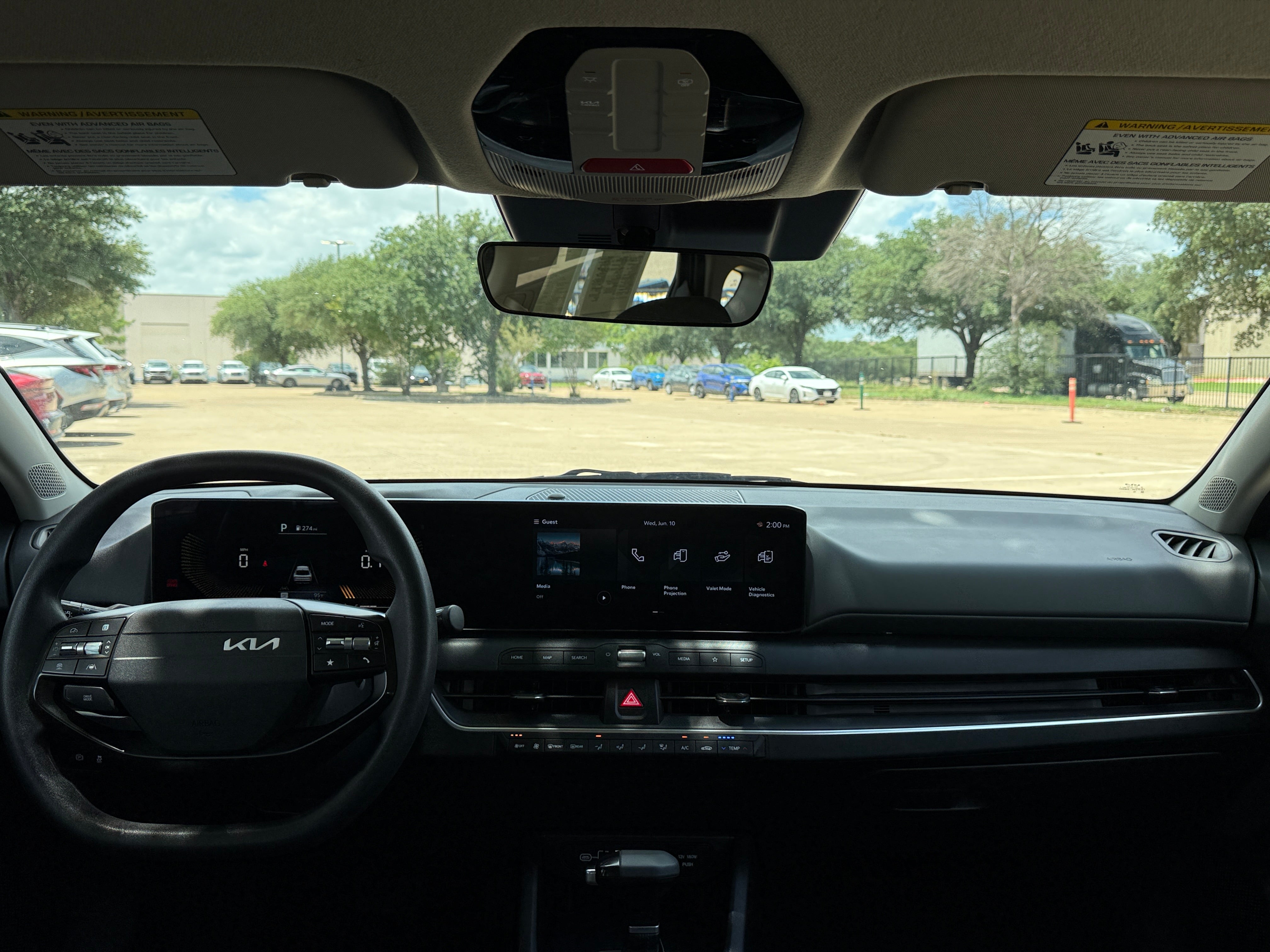 2025 Kia K4 LXS - Photo 9