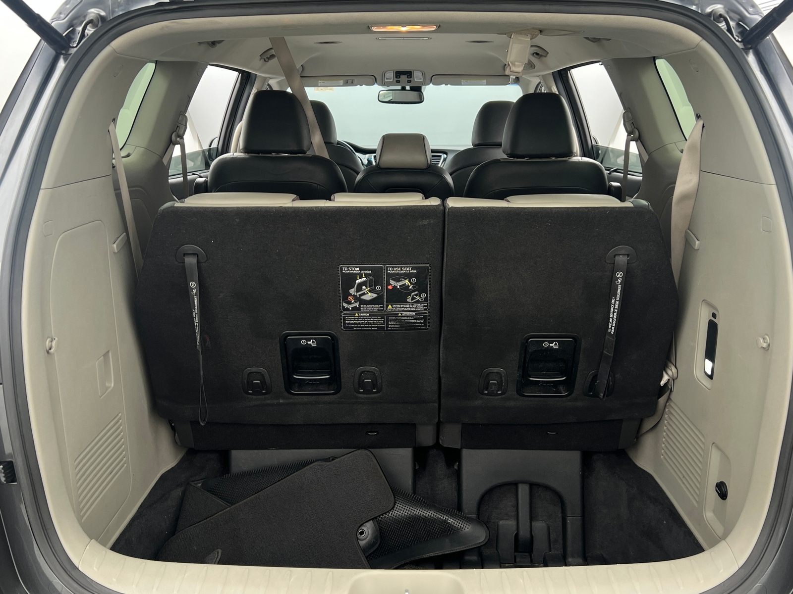 Thumbnail: 2018 Kia Sedona - 6