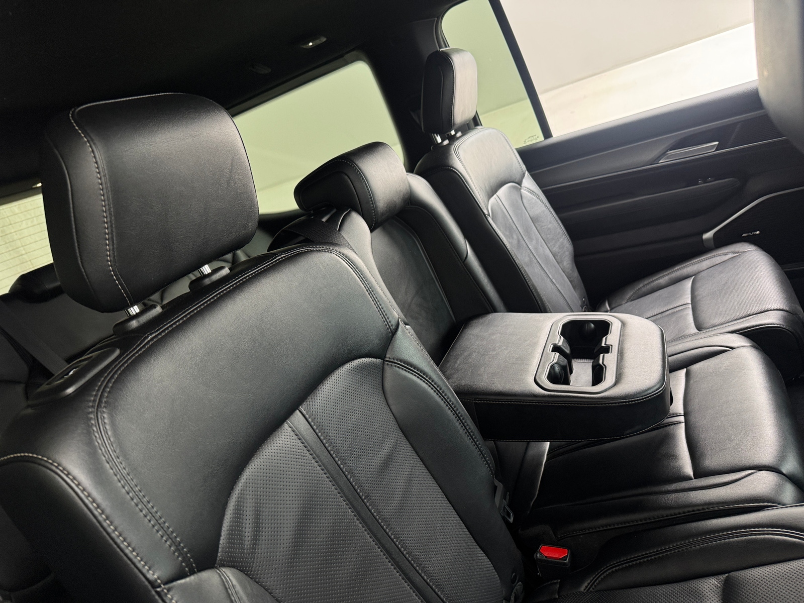 Thumbnail: 2025 Jeep Wagoneer - 5