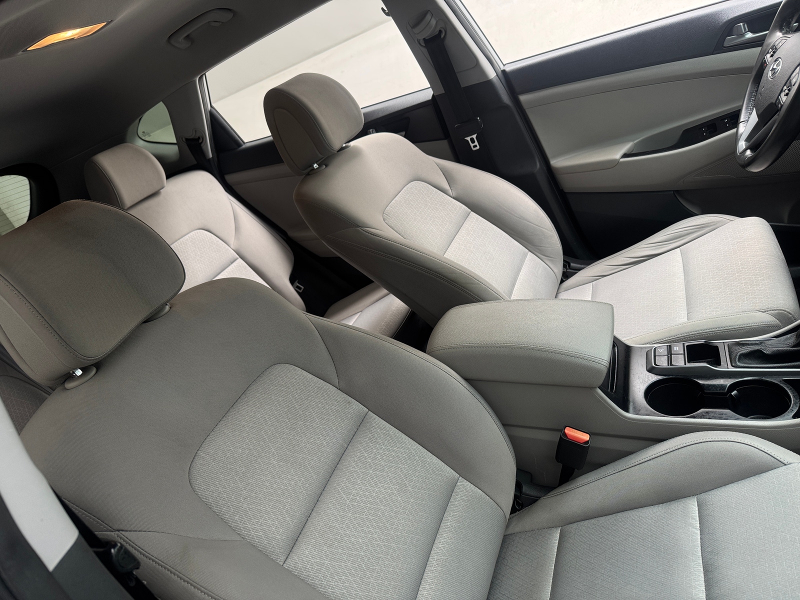 Thumbnail: 2016 Hyundai Tucson - 2