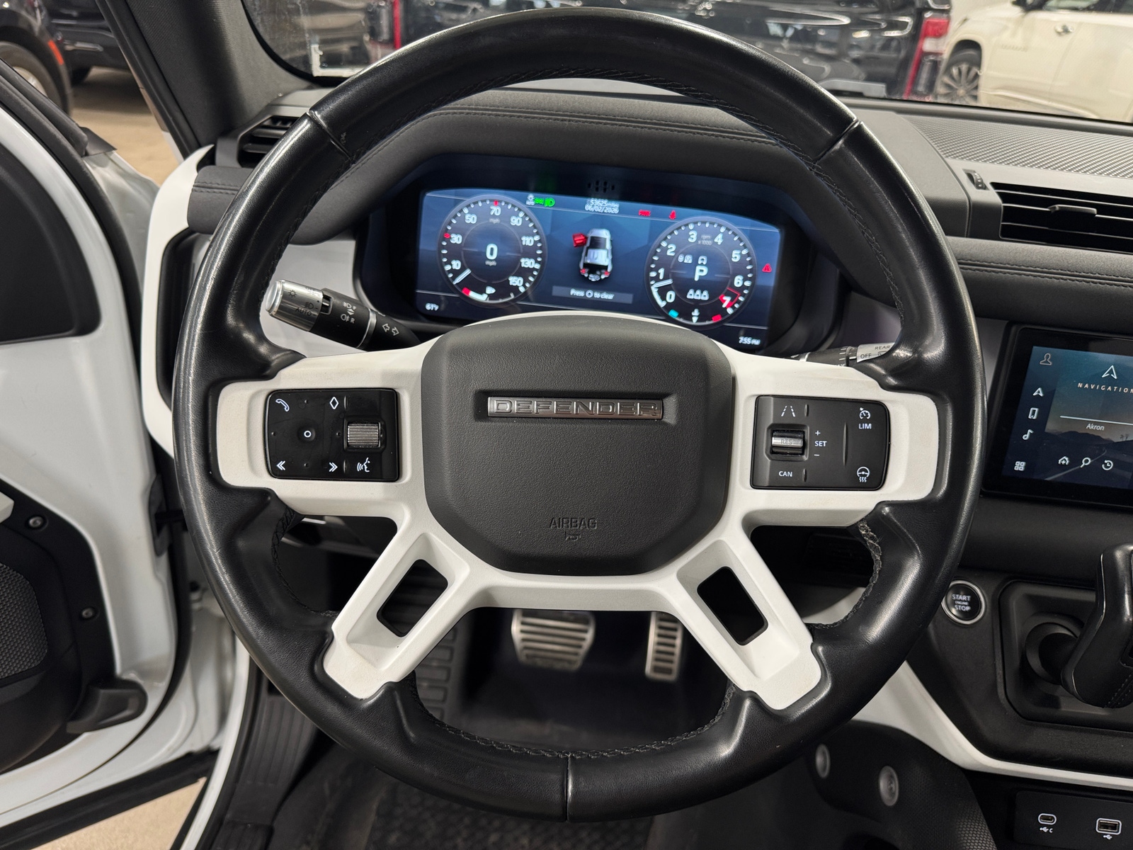 Thumbnail: 2021 Land Rover Defender - 4