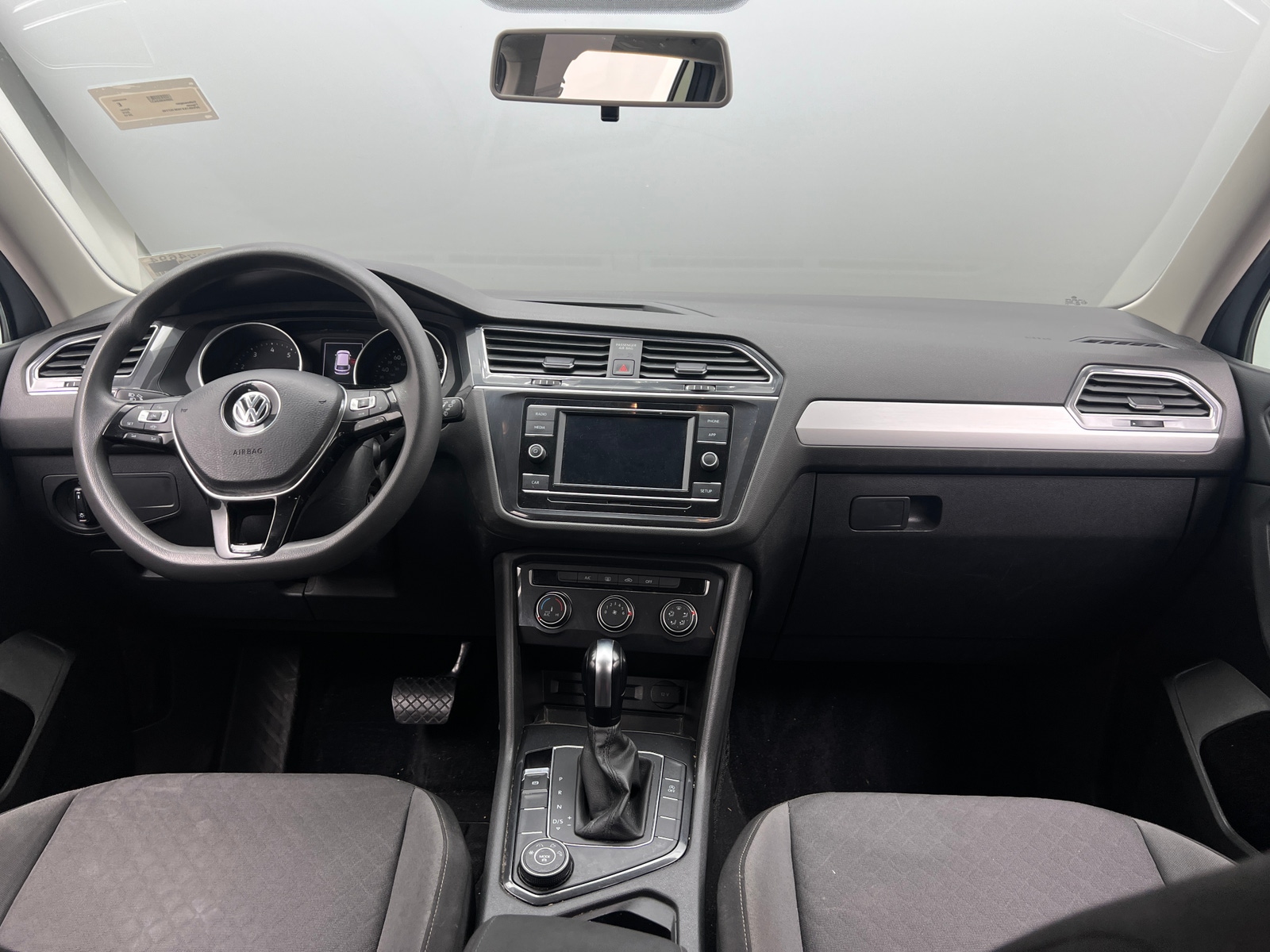 Thumbnail: 2019 Volkswagen Tiguan - 3