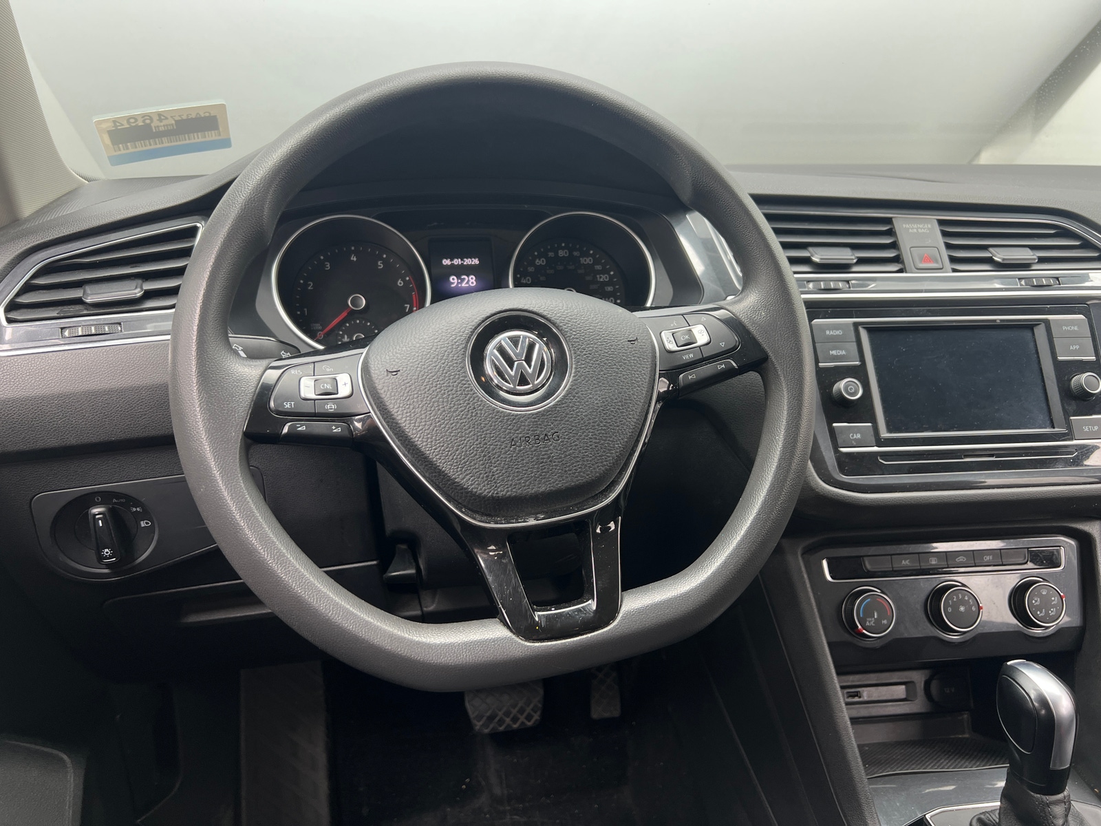 Thumbnail: 2019 Volkswagen Tiguan - 5