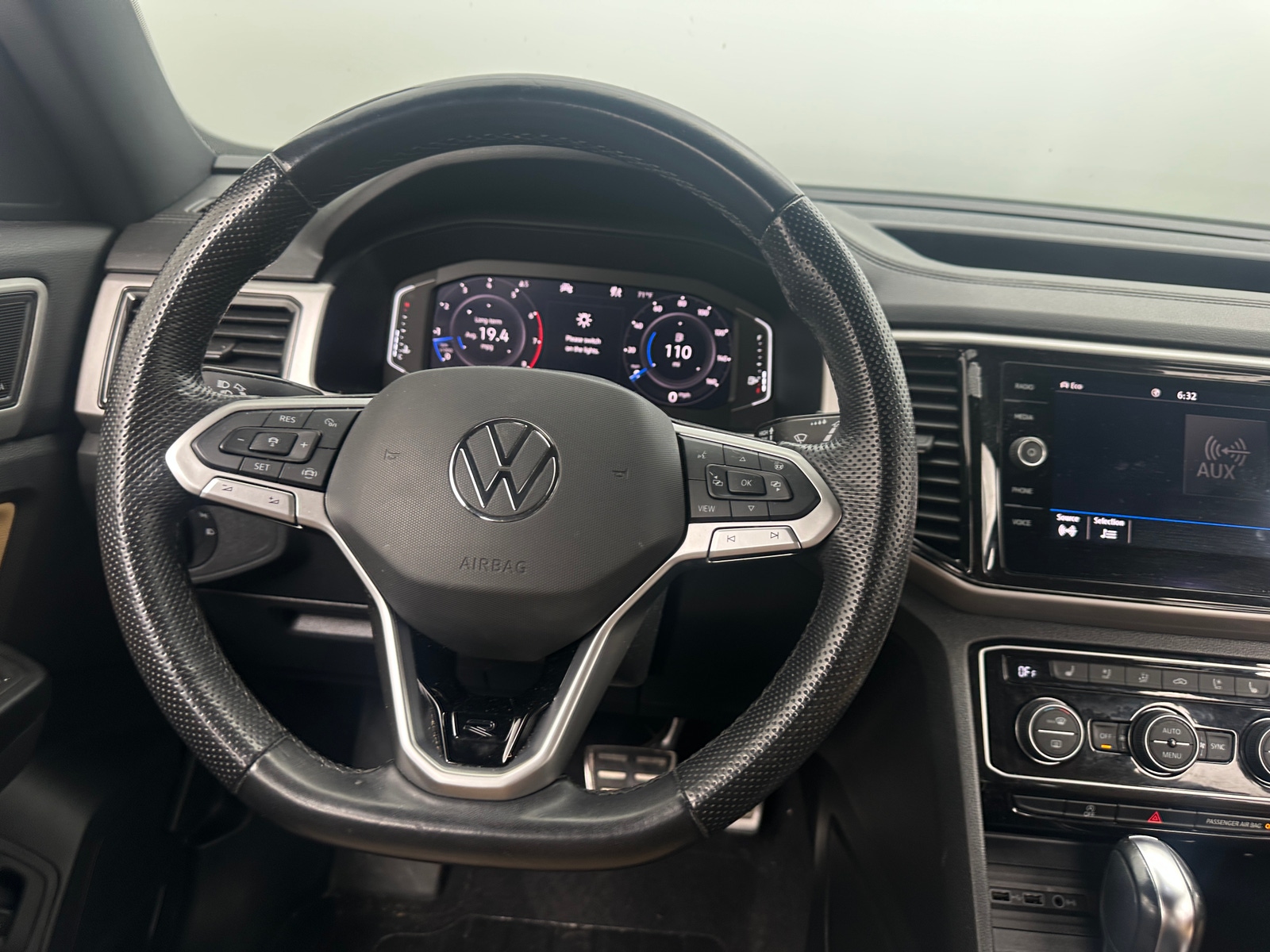 Thumbnail: 2020 Volkswagen Atlas - 4