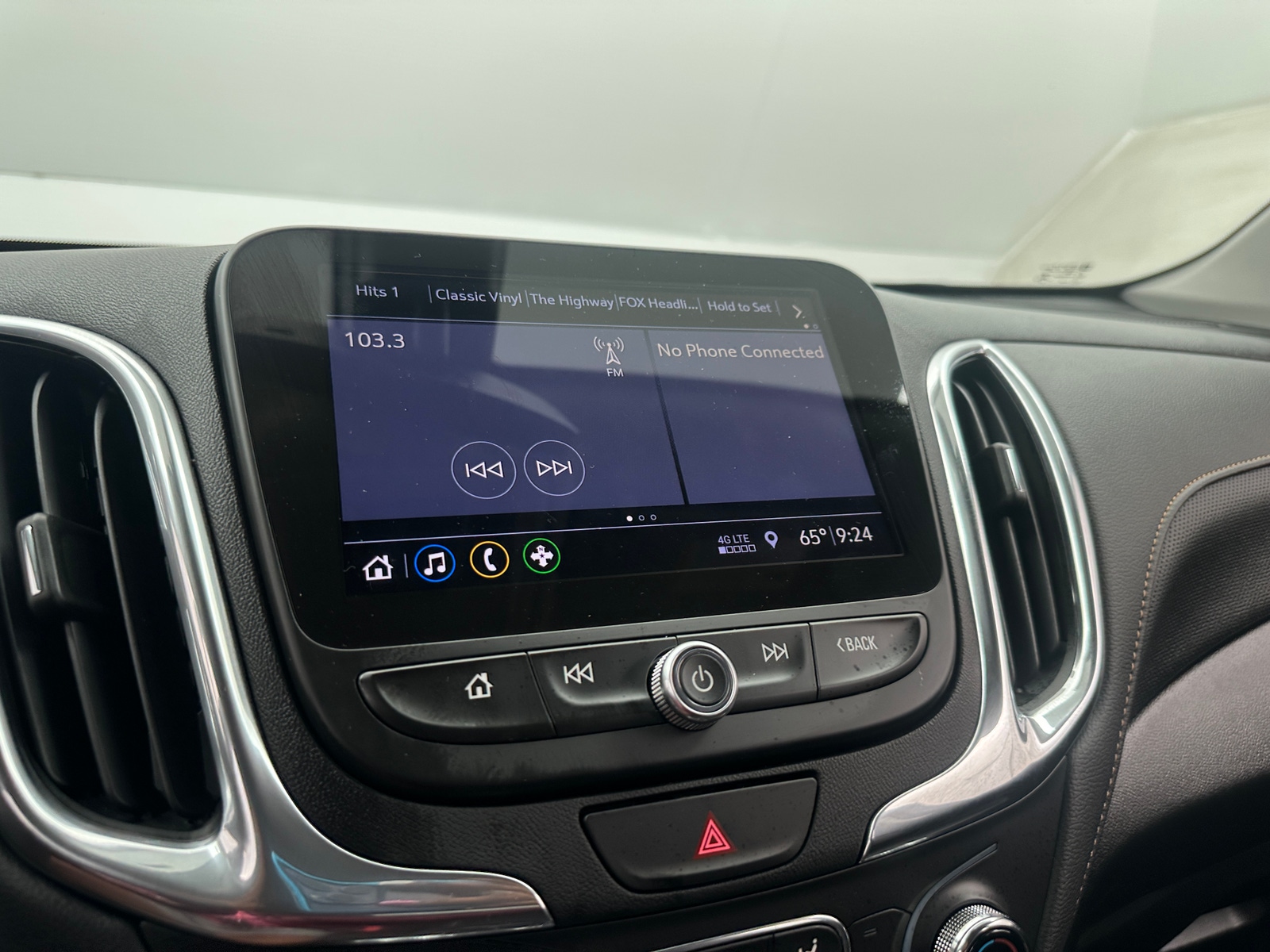 Thumbnail: 2021 Chevrolet Equinox - 3