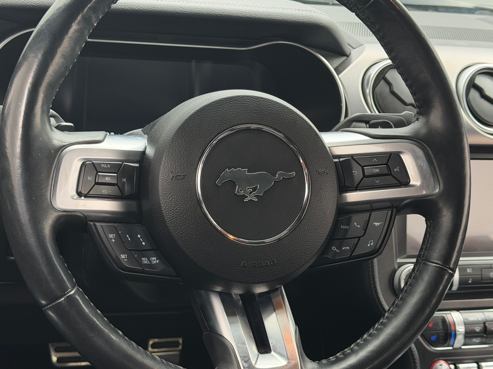Thumbnail: 2020 Ford Mustang - 4