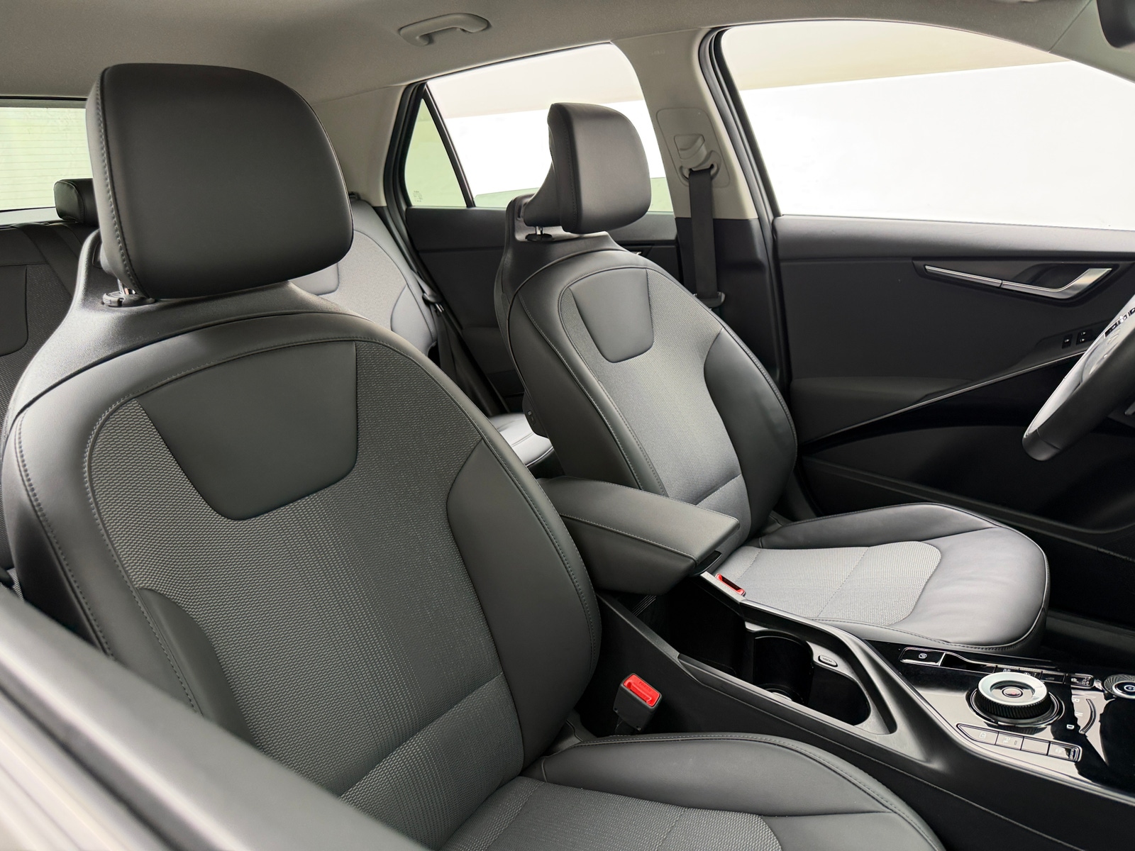 Thumbnail: 2024 Kia Niro - 2