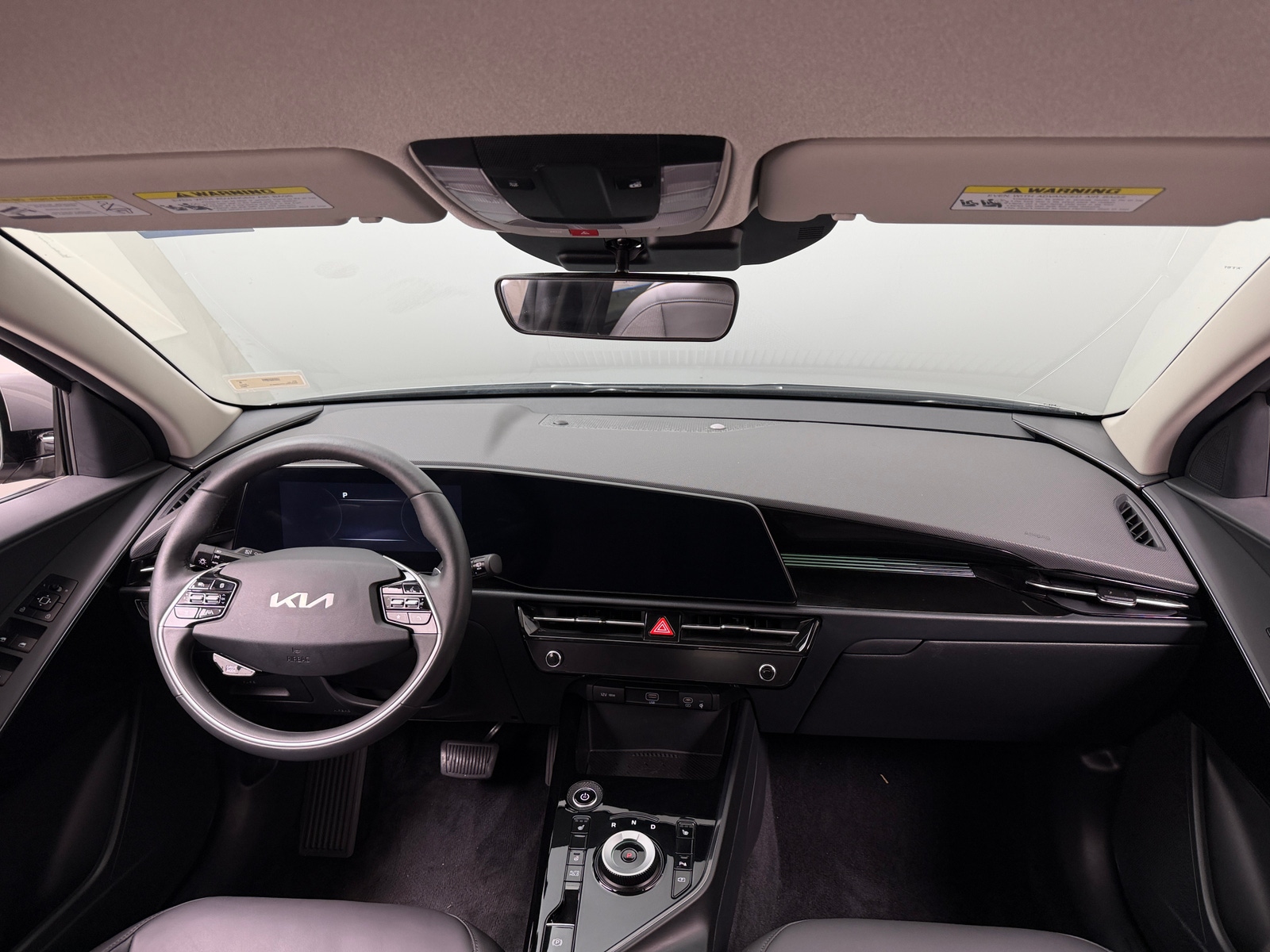 Thumbnail: 2024 Kia Niro - 3