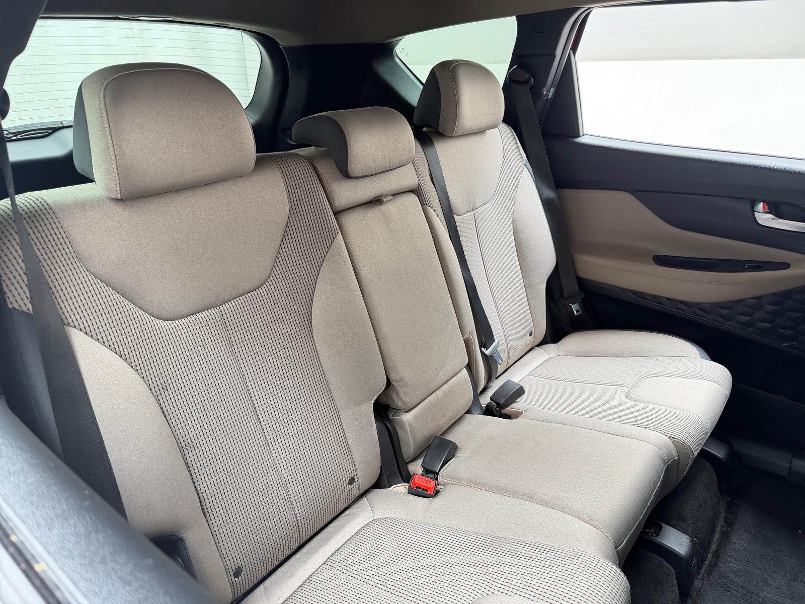 Thumbnail: 2020 Hyundai Santa Fe - 6
