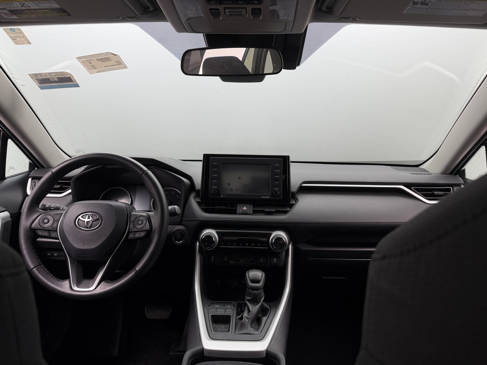 Thumbnail: 2021 Toyota RAV4 - 3