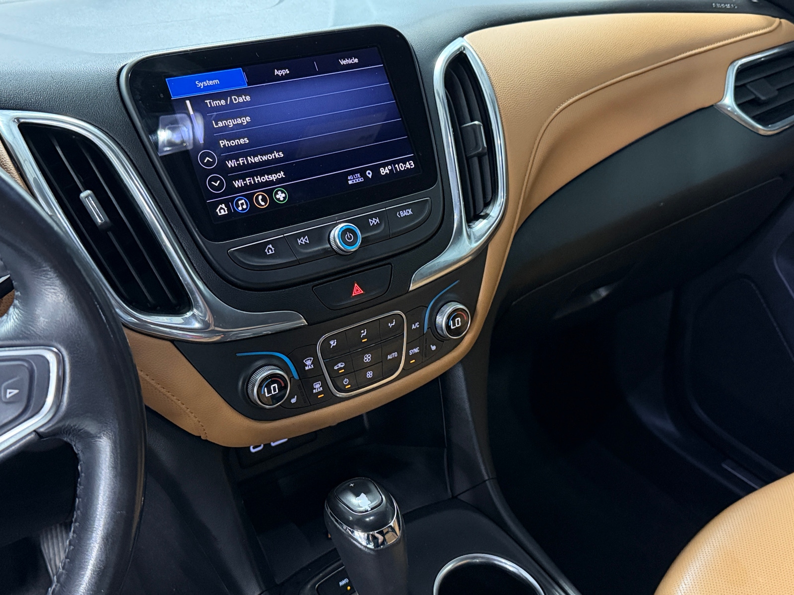 Thumbnail: 2019 Chevrolet Equinox - 3