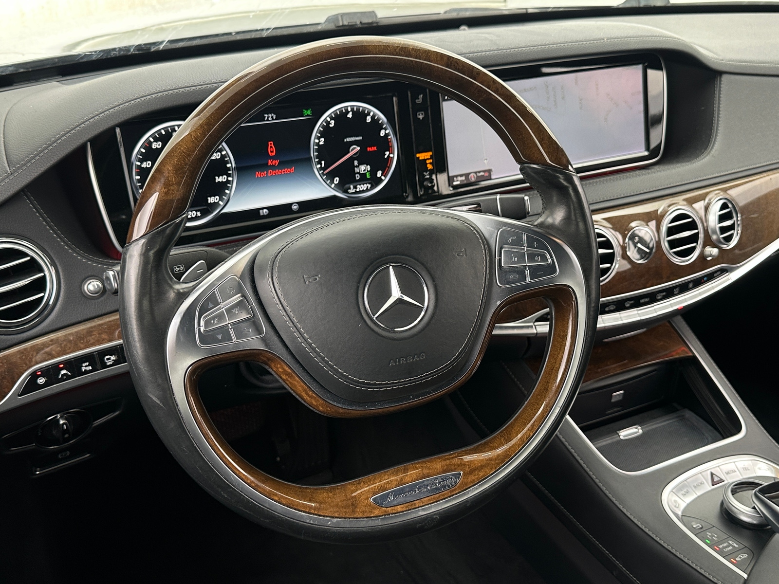 Thumbnail: 2015 Mercedes-Benz S-Class - 4