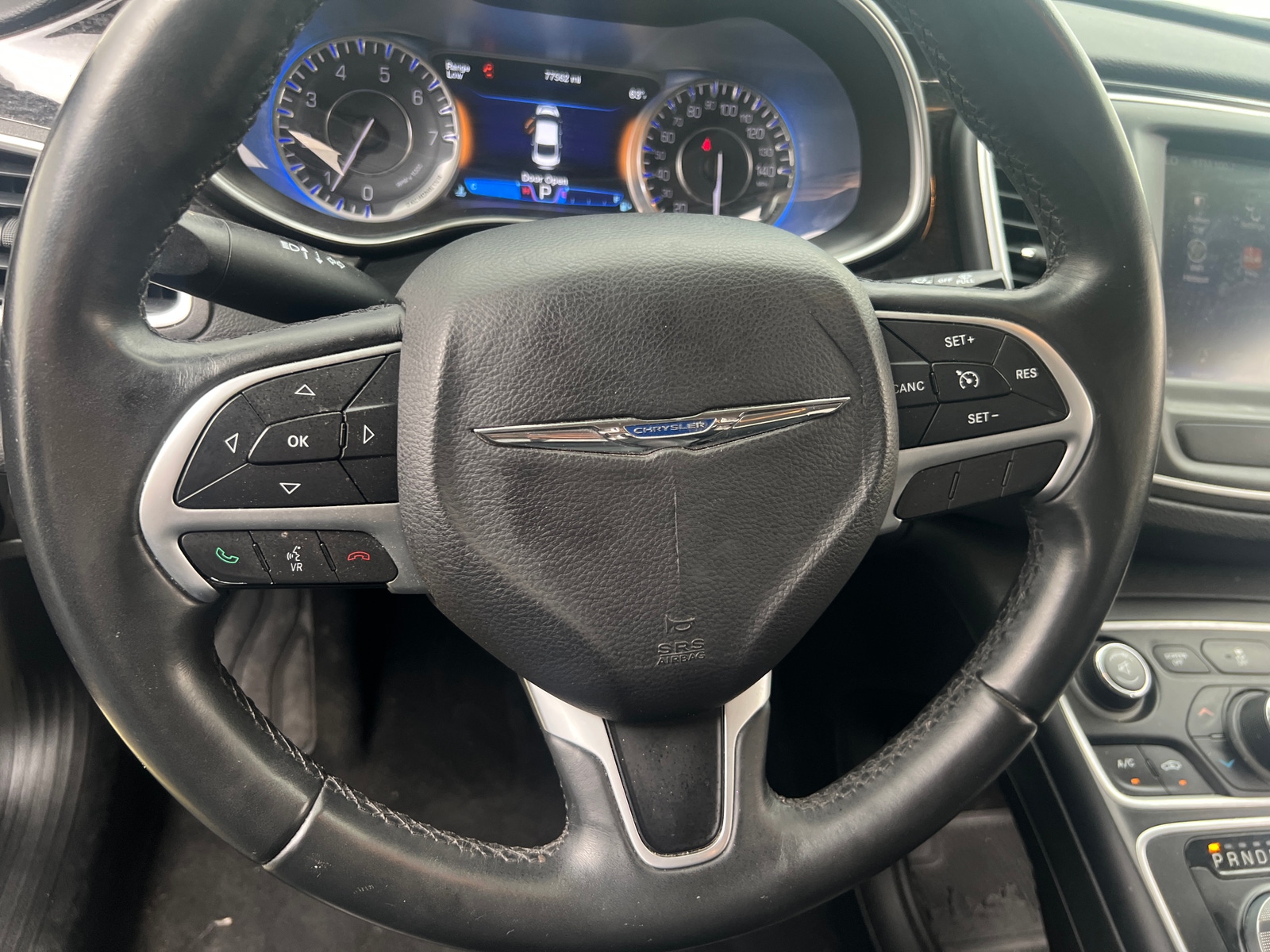 Thumbnail: 2015 Chrysler 200 - 4