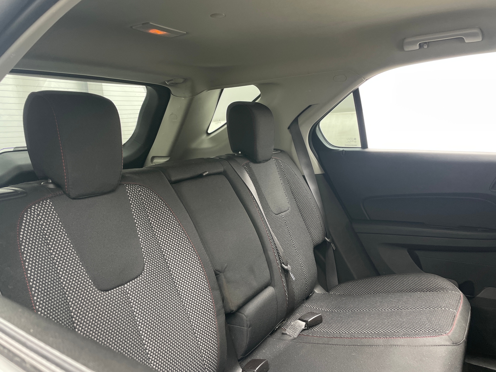 Thumbnail: 2017 Chevrolet Equinox - 6