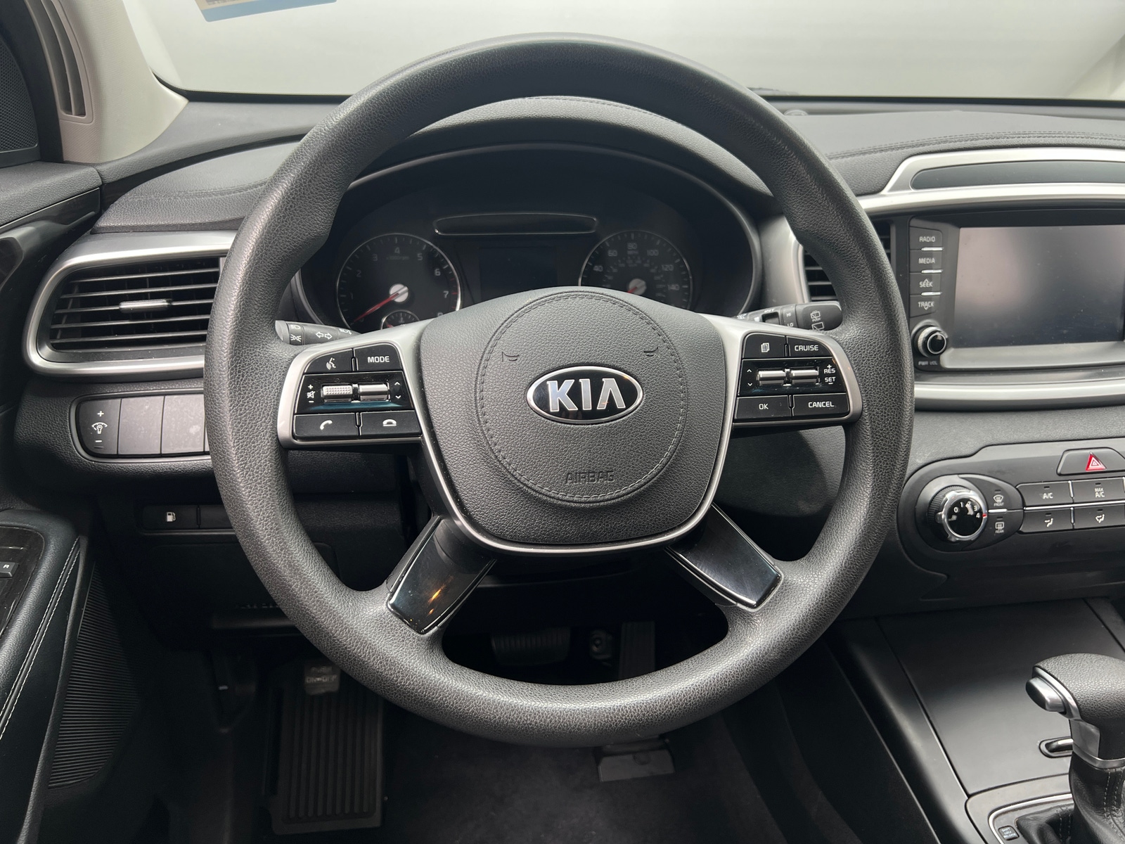 Thumbnail: 2019 Kia Sorento - 5