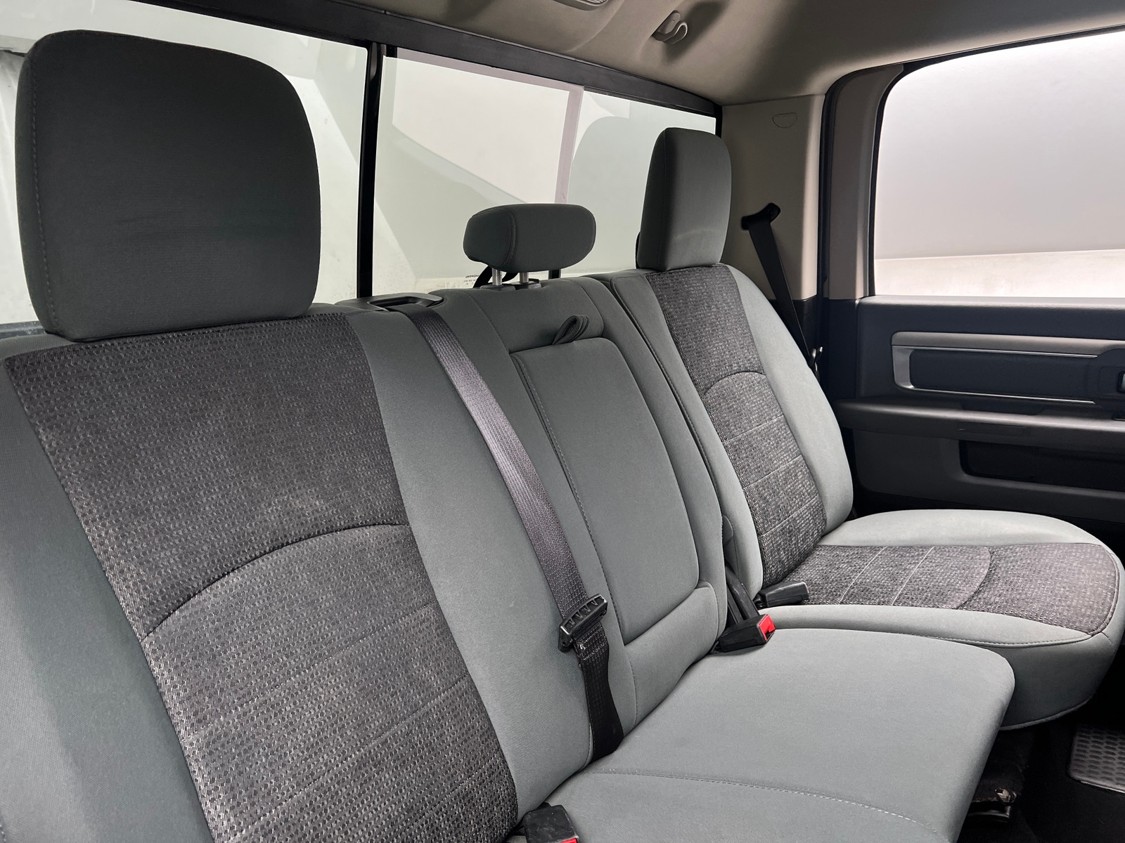Thumbnail: 2020 RAM 1500 Classic - 6