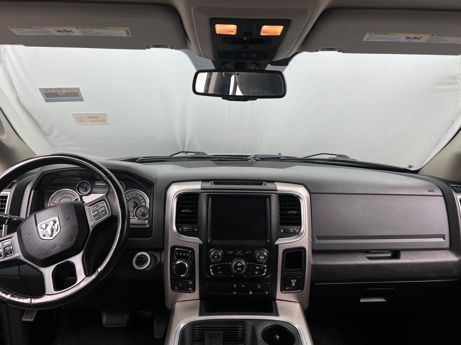 Thumbnail: 2020 RAM 1500 Classic - 3