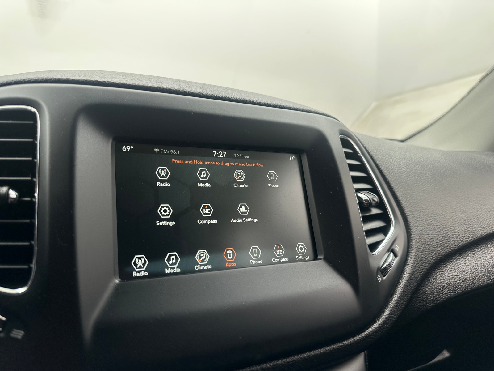 Thumbnail: 2021 Jeep Compass - 3