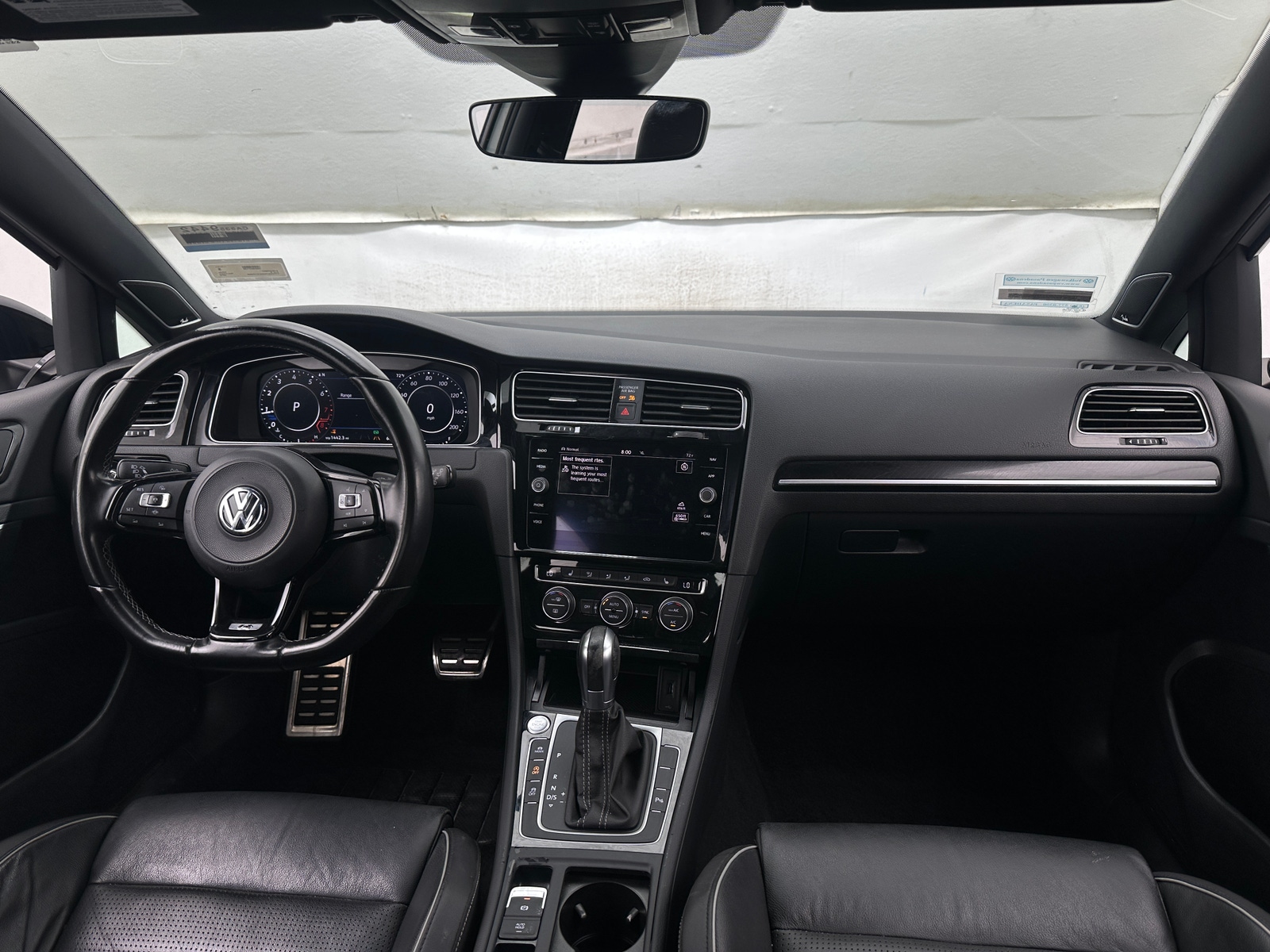 Thumbnail: 2019 Volkswagen Golf - 2
