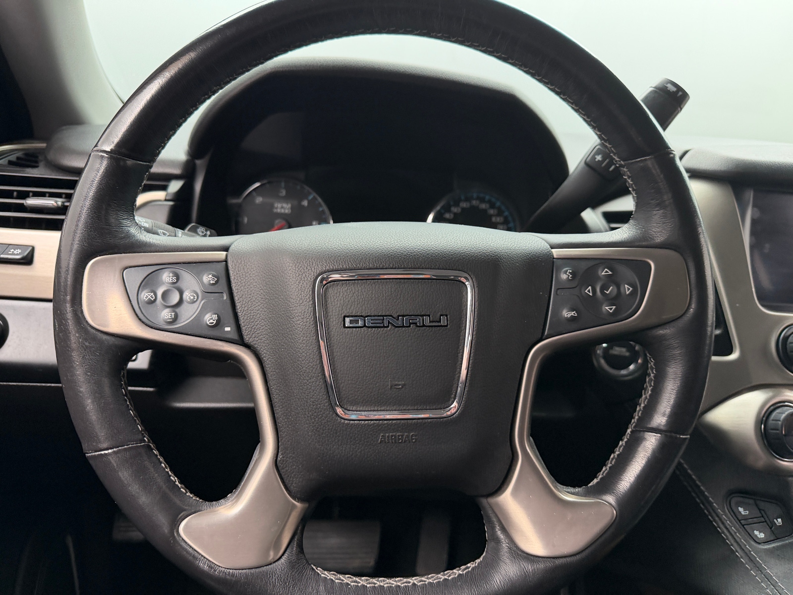 Thumbnail: 2018 GMC Yukon - 4