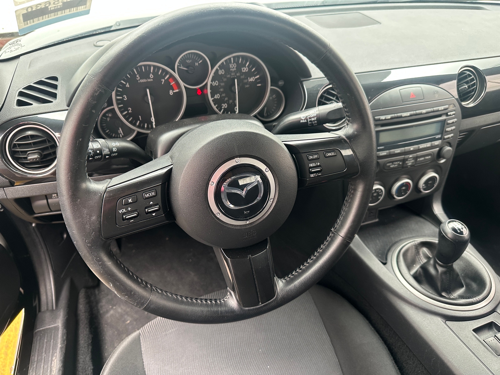 Thumbnail: 2015 Mazda MX-5 Miata - 4