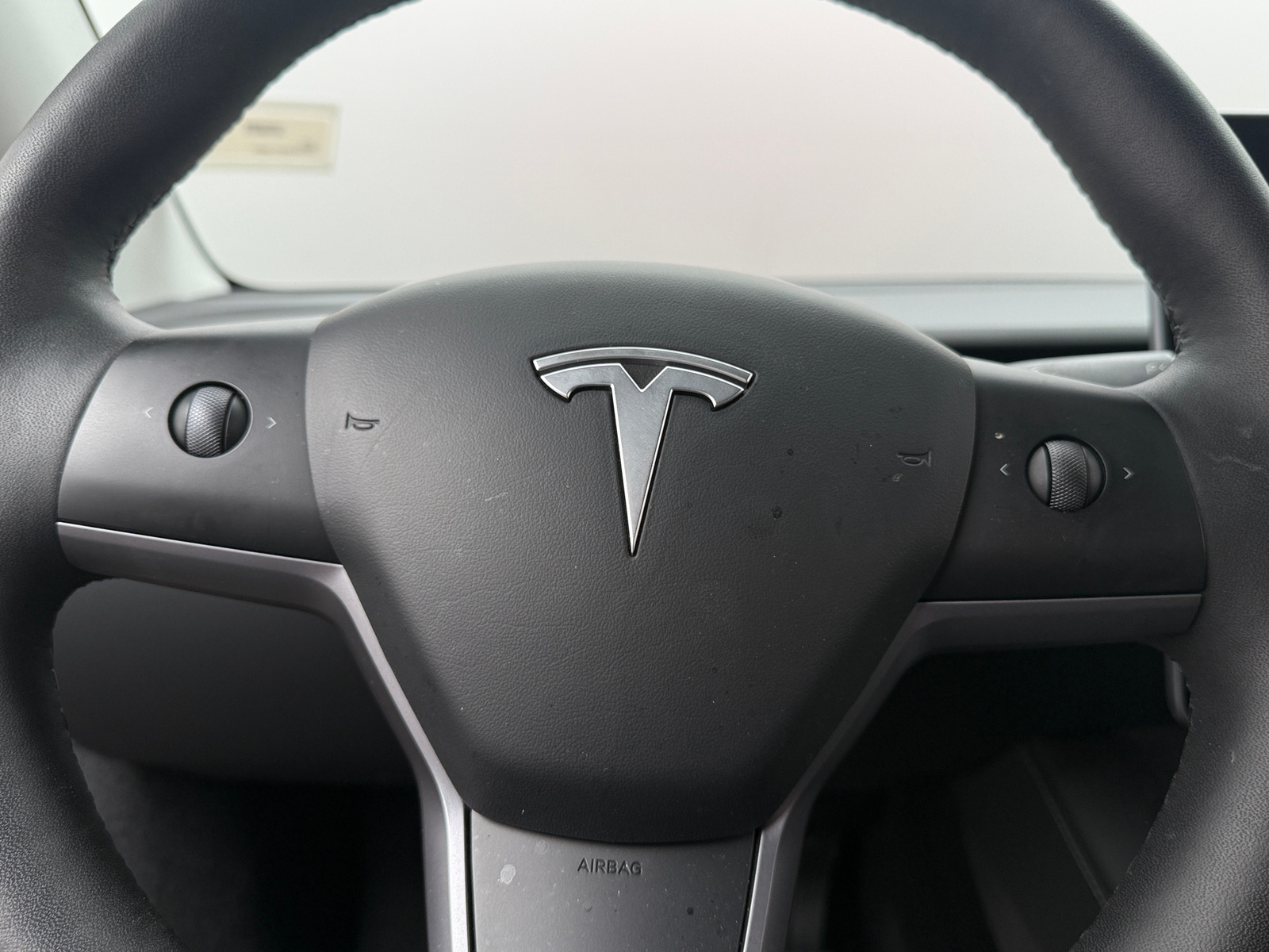 Thumbnail: 2023 Tesla Model Y - 4