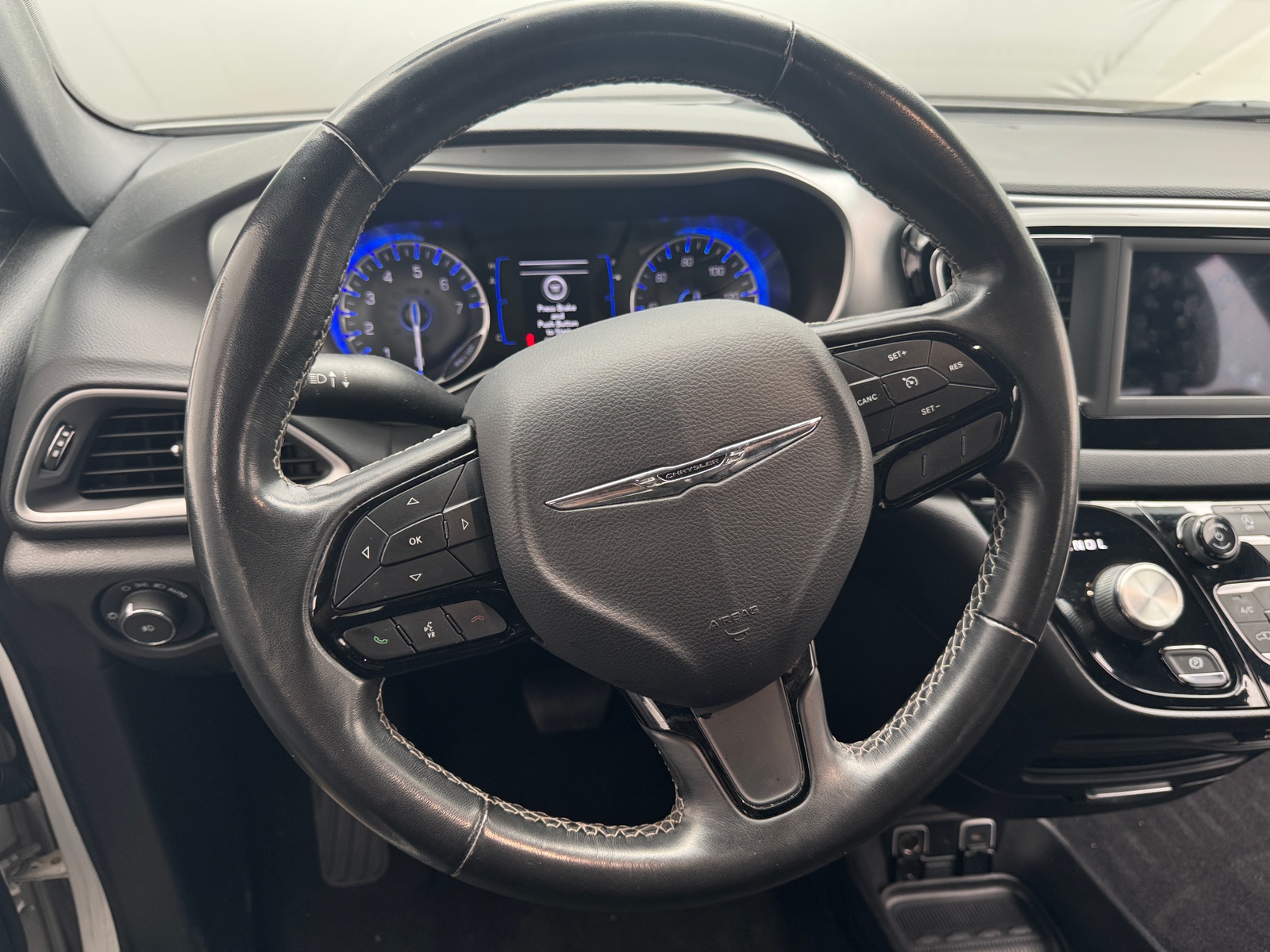 Thumbnail: 2020 Chrysler Pacifica - 5