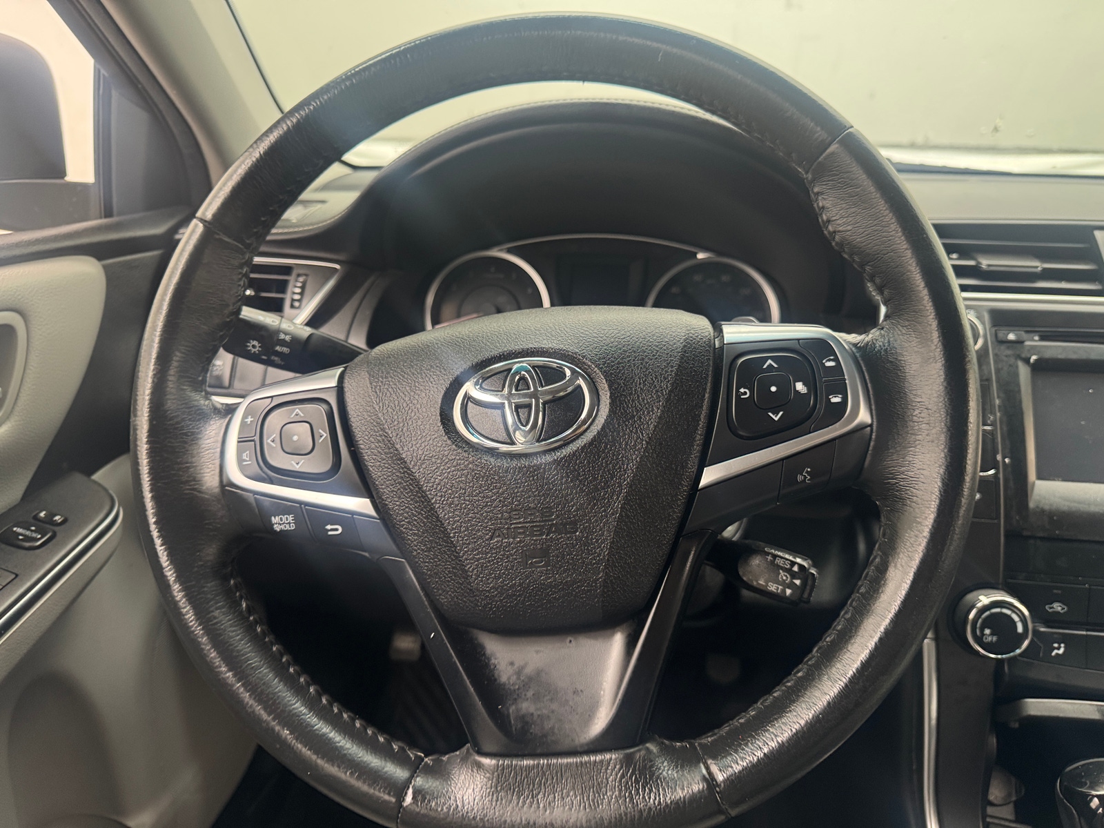 Thumbnail: 2017 Toyota Camry - 5