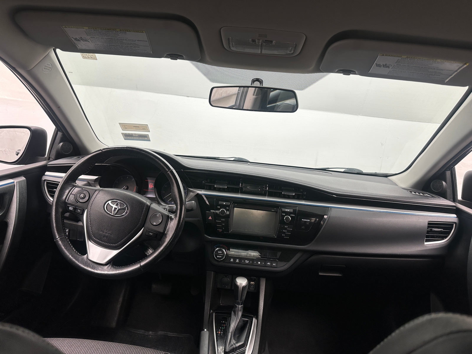 Thumbnail: 2016 Toyota Corolla - 3