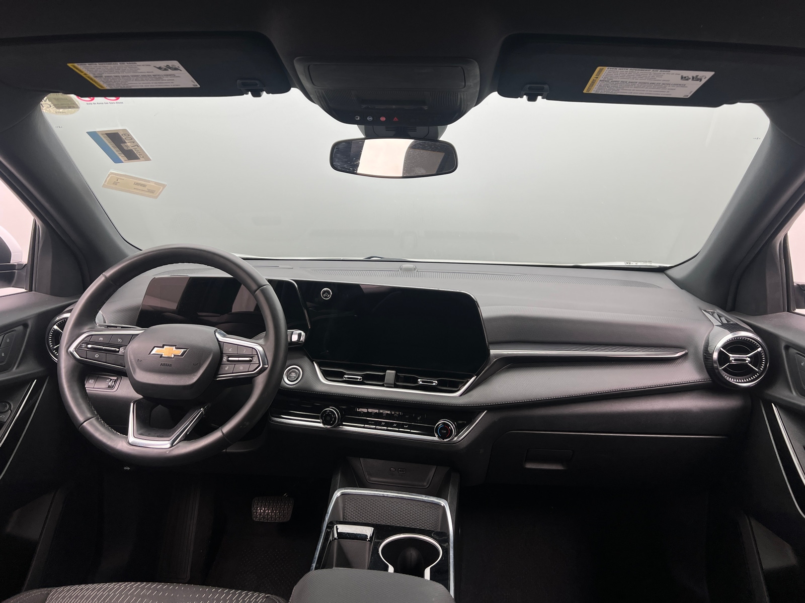 Thumbnail: 2025 Chevrolet Equinox - 3
