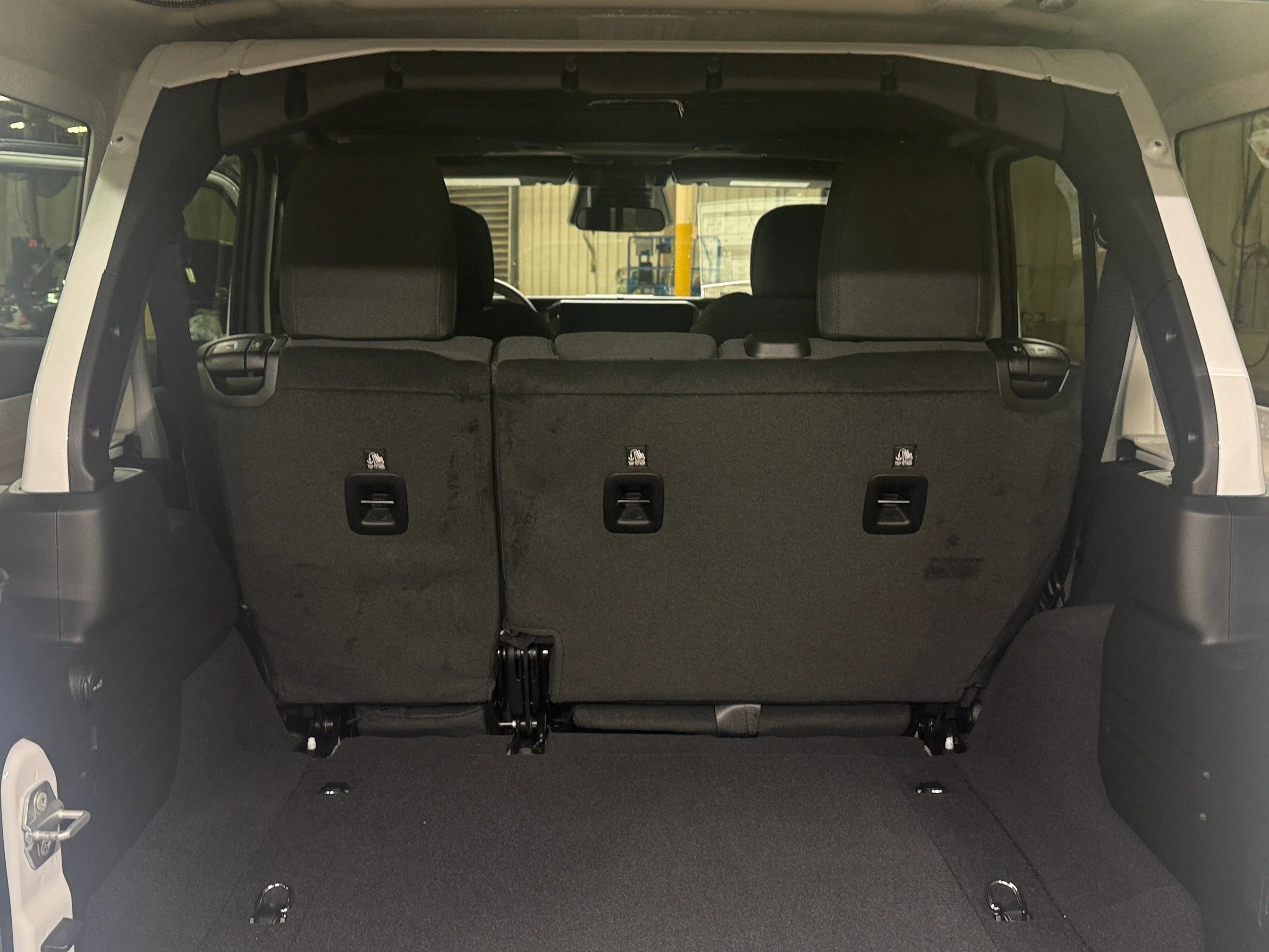 2026 Jeep Wrangler Sport S's photo