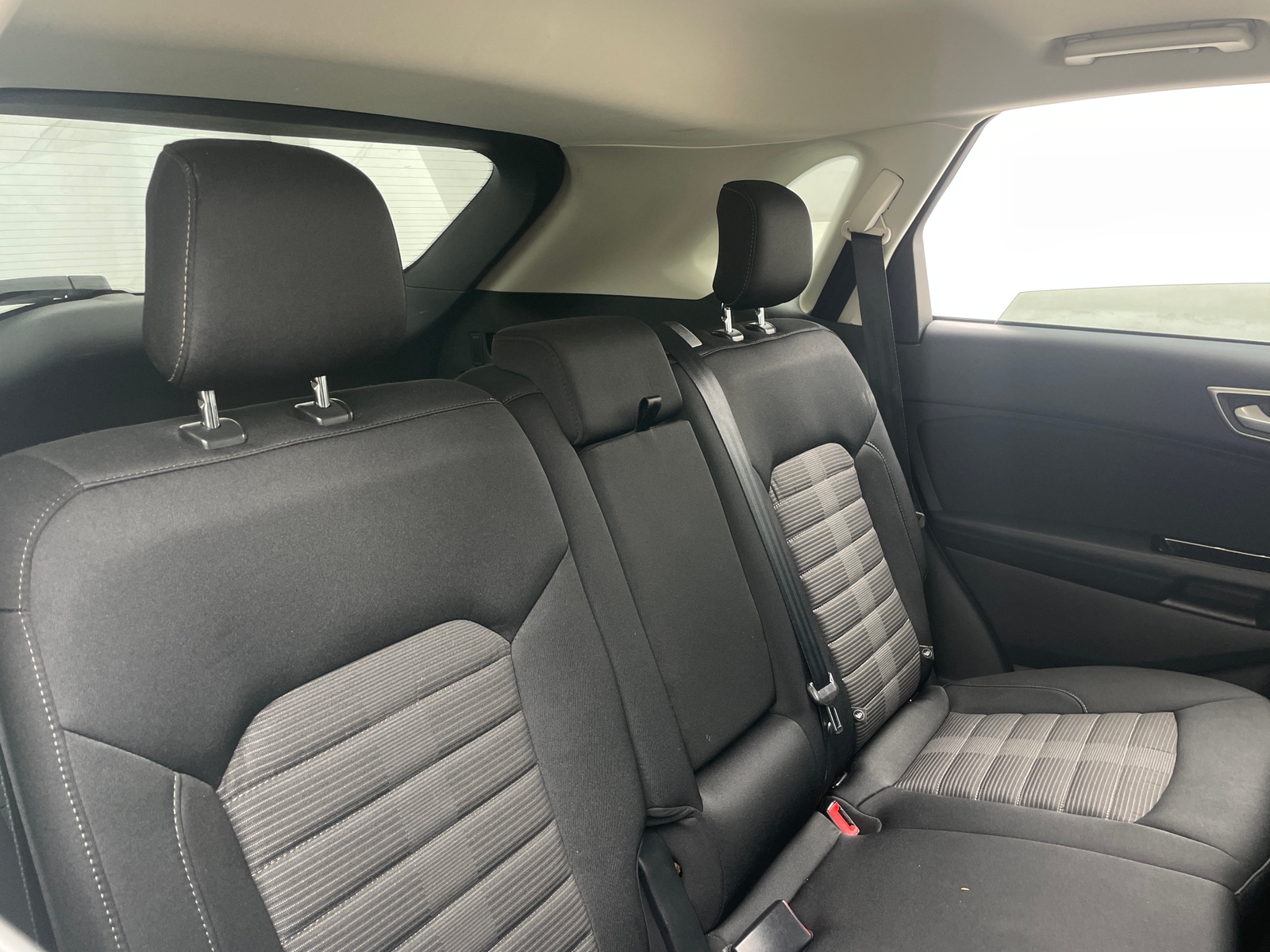 Thumbnail: 2017 Ford Edge - 6
