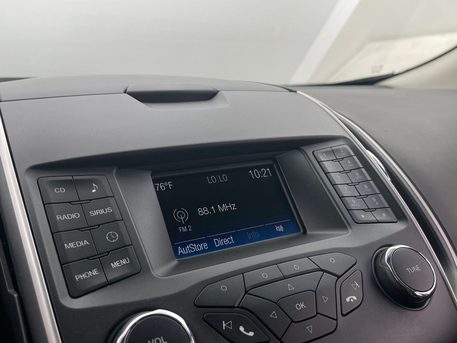 Thumbnail: 2017 Ford Edge - 4
