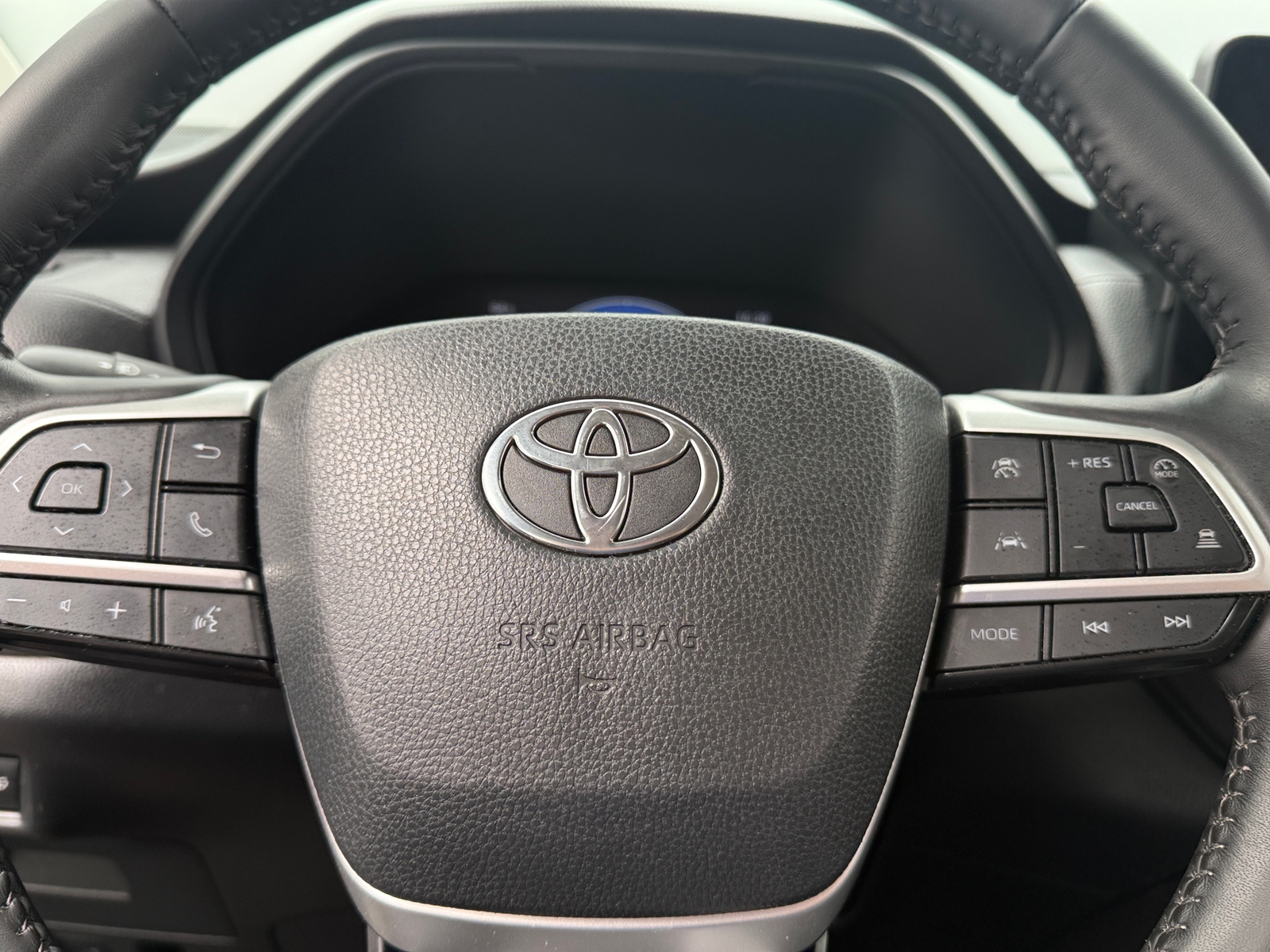 Thumbnail: 2024 Toyota Grand Highlander - 4