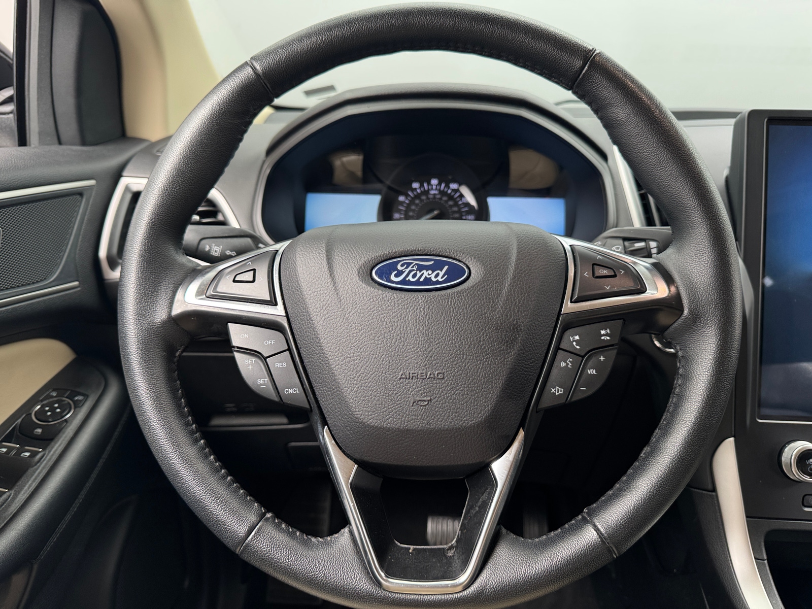 Thumbnail: 2024 Ford Edge - 4