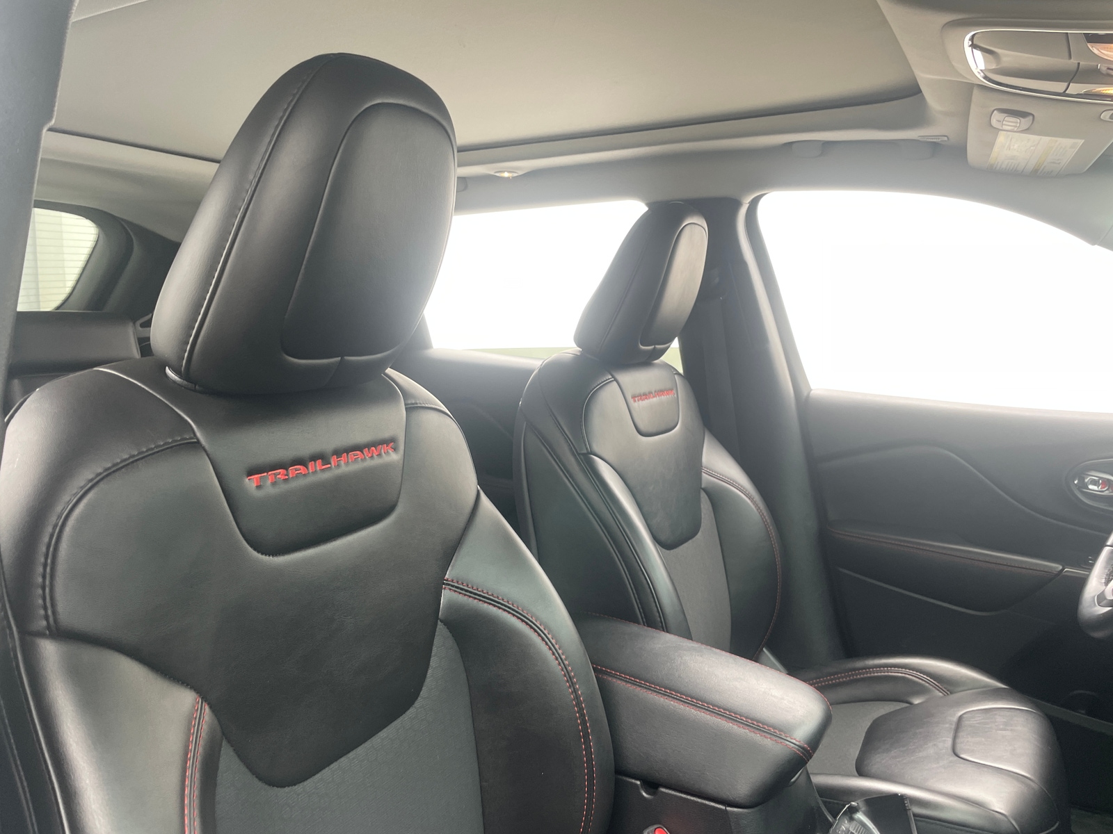 Thumbnail: 2019 Jeep Cherokee - 2