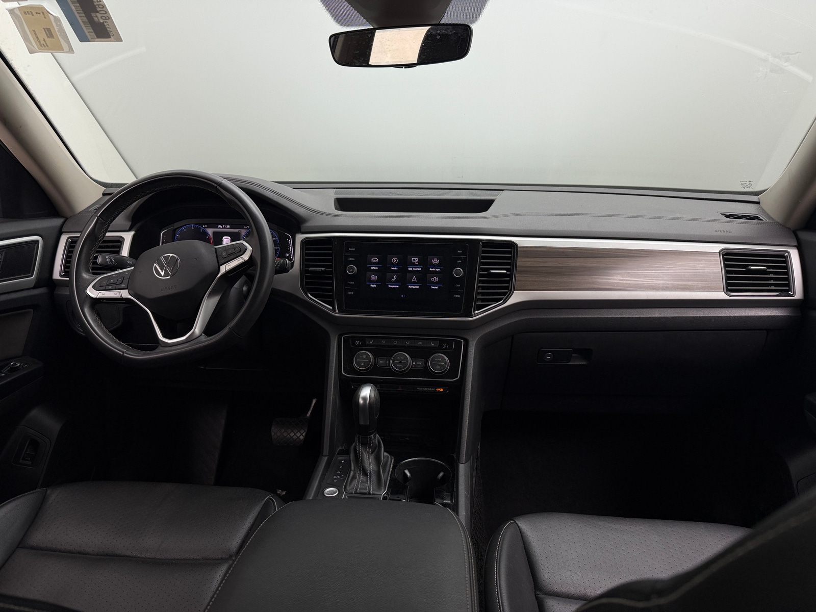Thumbnail: 2021 Volkswagen Atlas - 2
