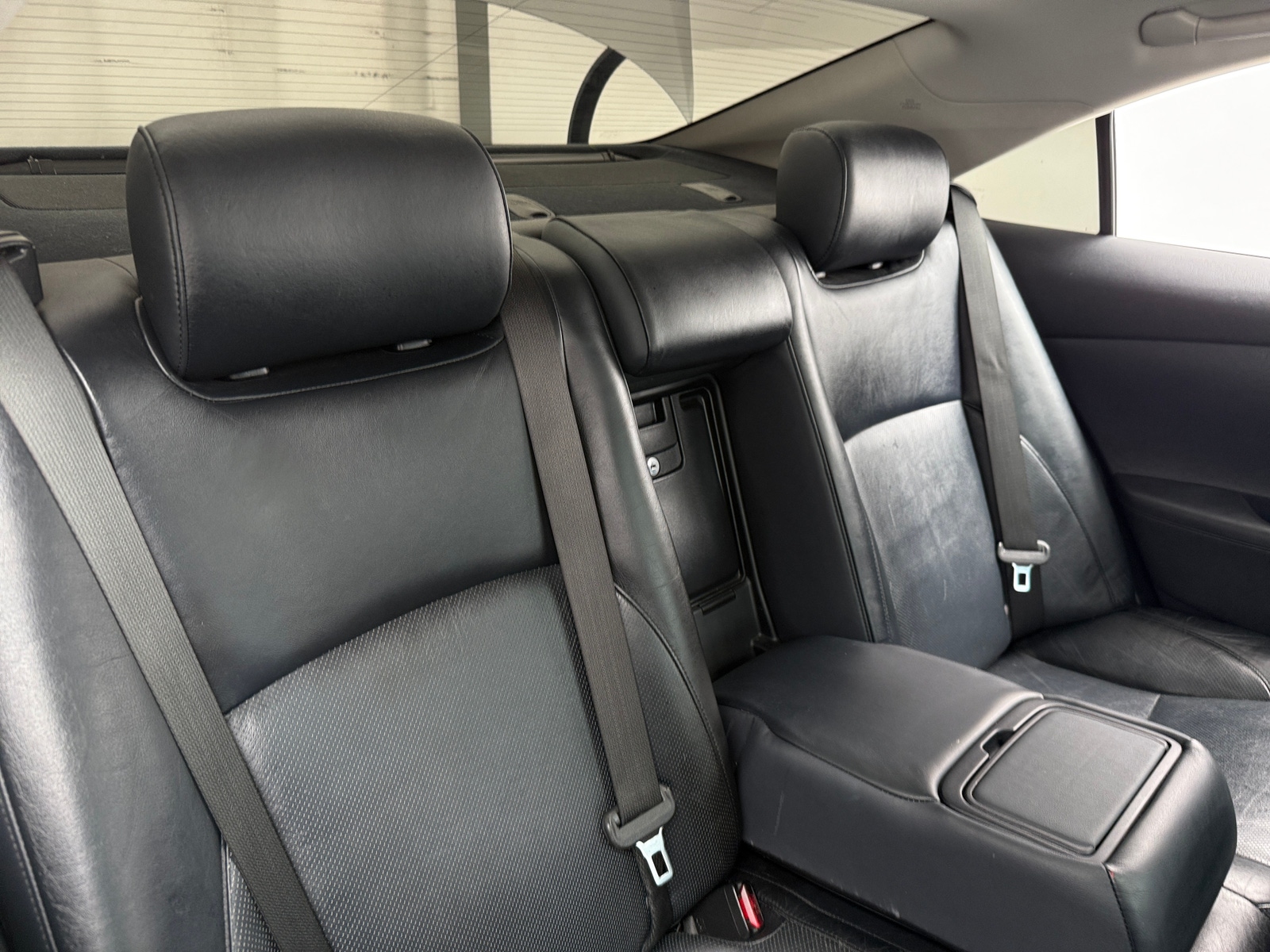 Thumbnail: 2011 Lexus ES - 5