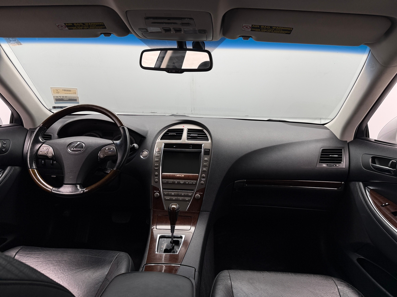 Thumbnail: 2011 Lexus ES - 2